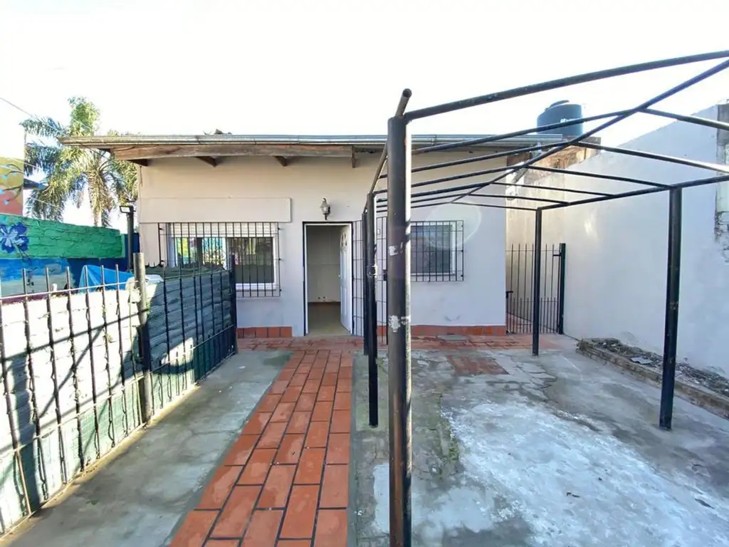 Merlo Sur PH with patio
