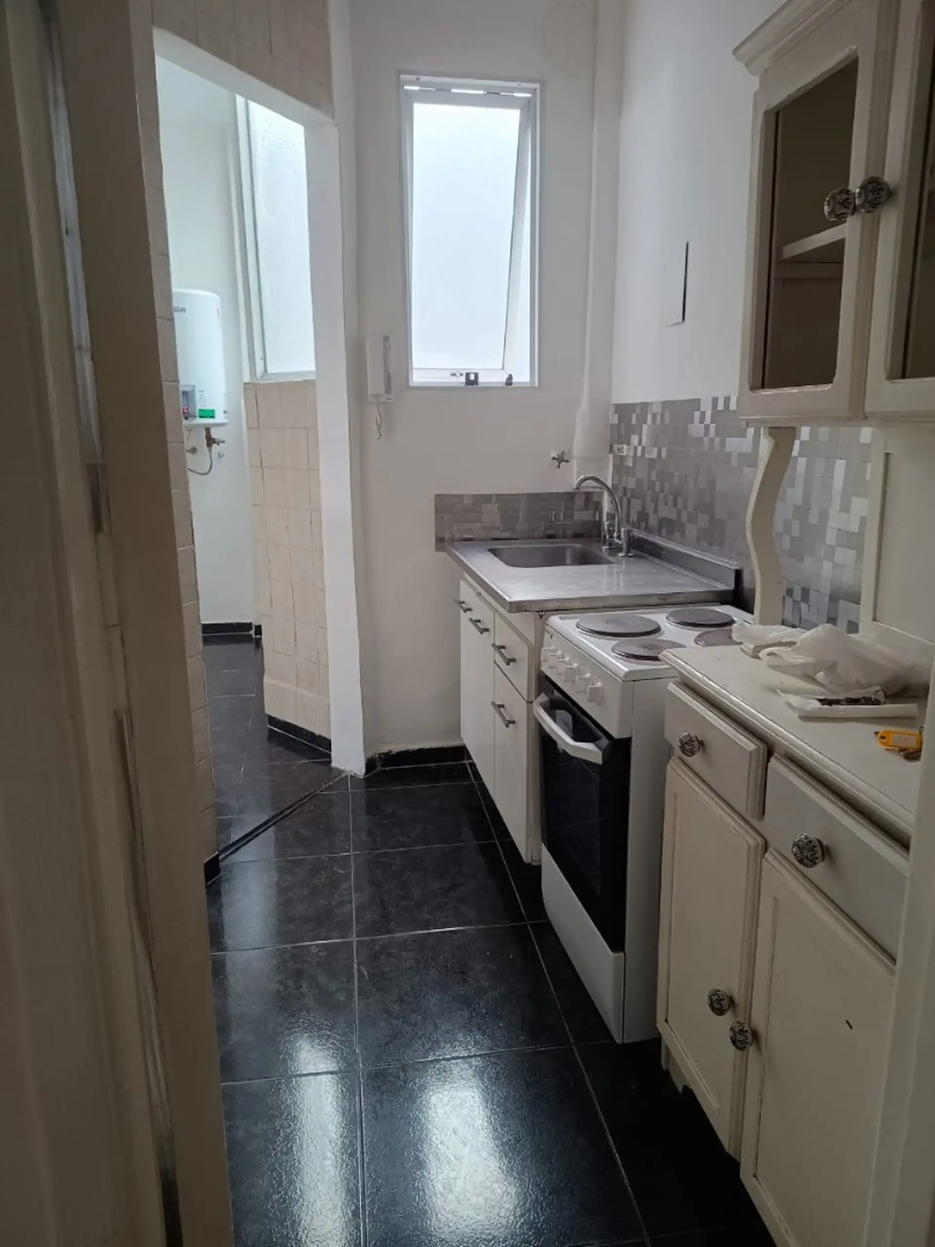 Two-bedroom three-room apartment in Monserrat