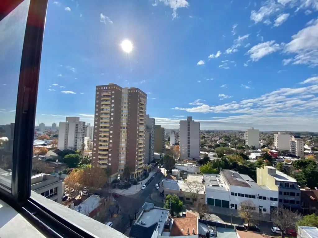 Piso 11 con pileta y SUM