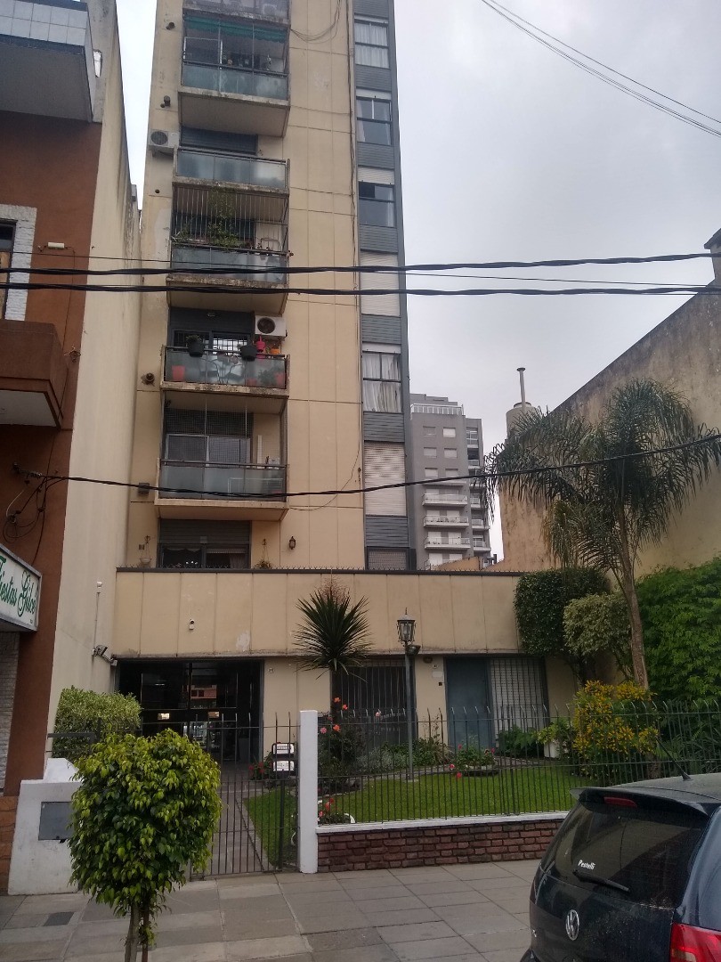 Departamento de 2 ambientes en Lanús Oeste