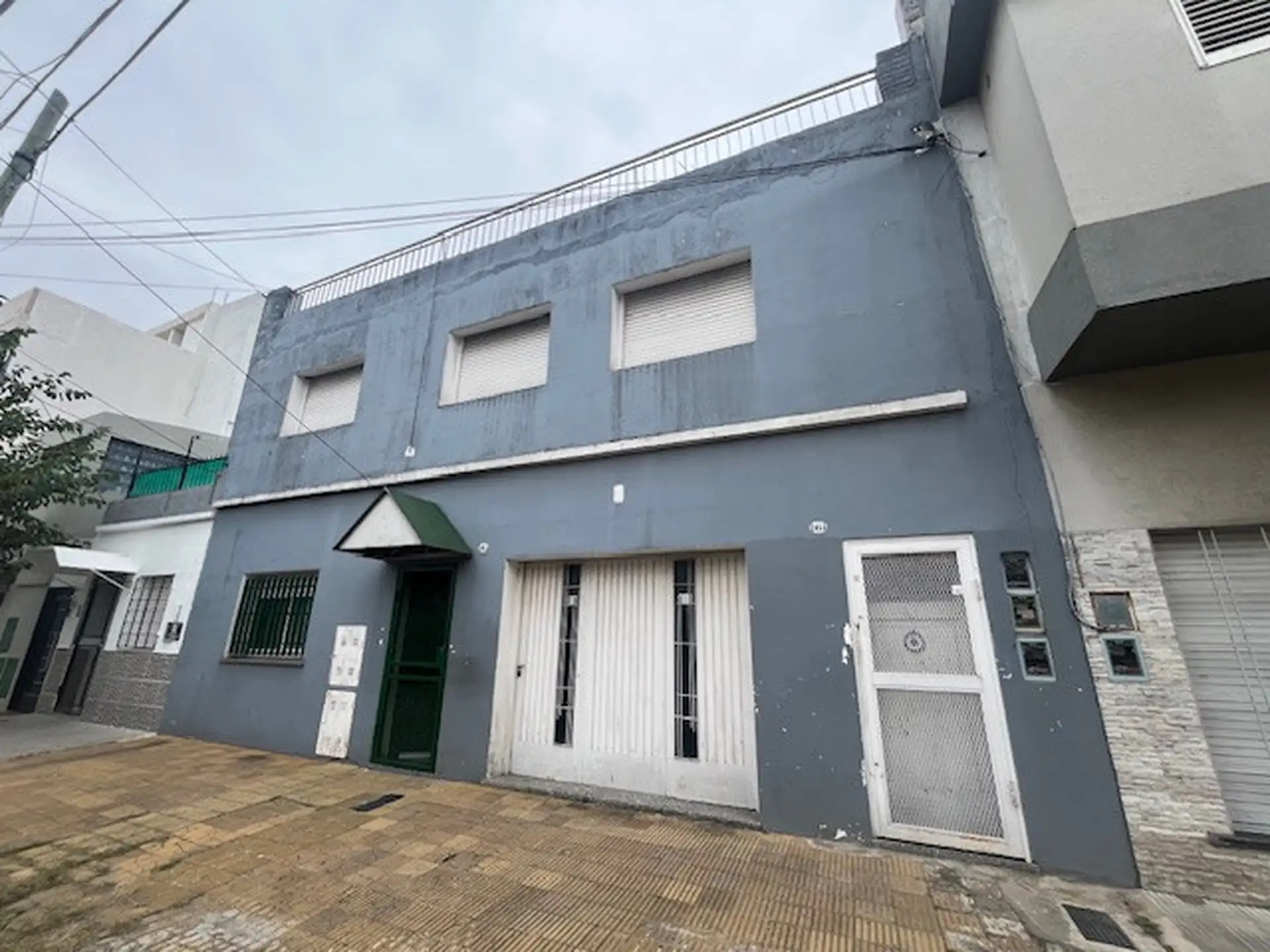 PH de 3 ambientes al frente en Jose Ingenieros