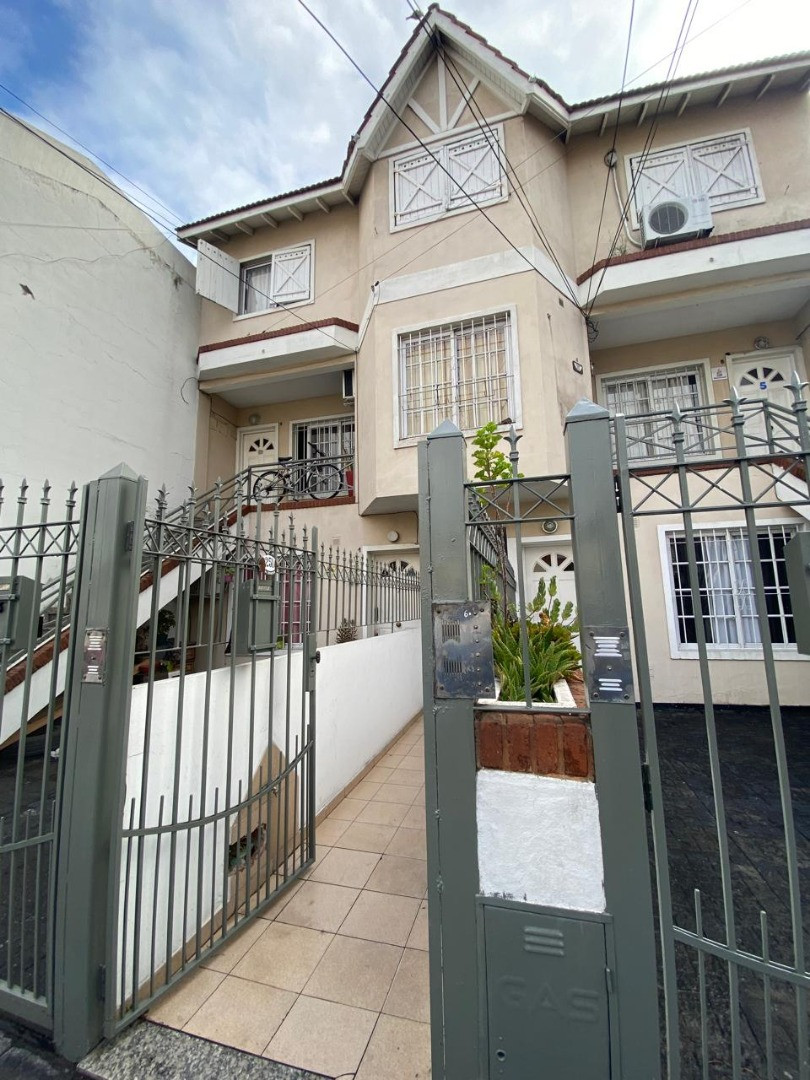 Two-bedroom apartment on the first floor in La Matanza