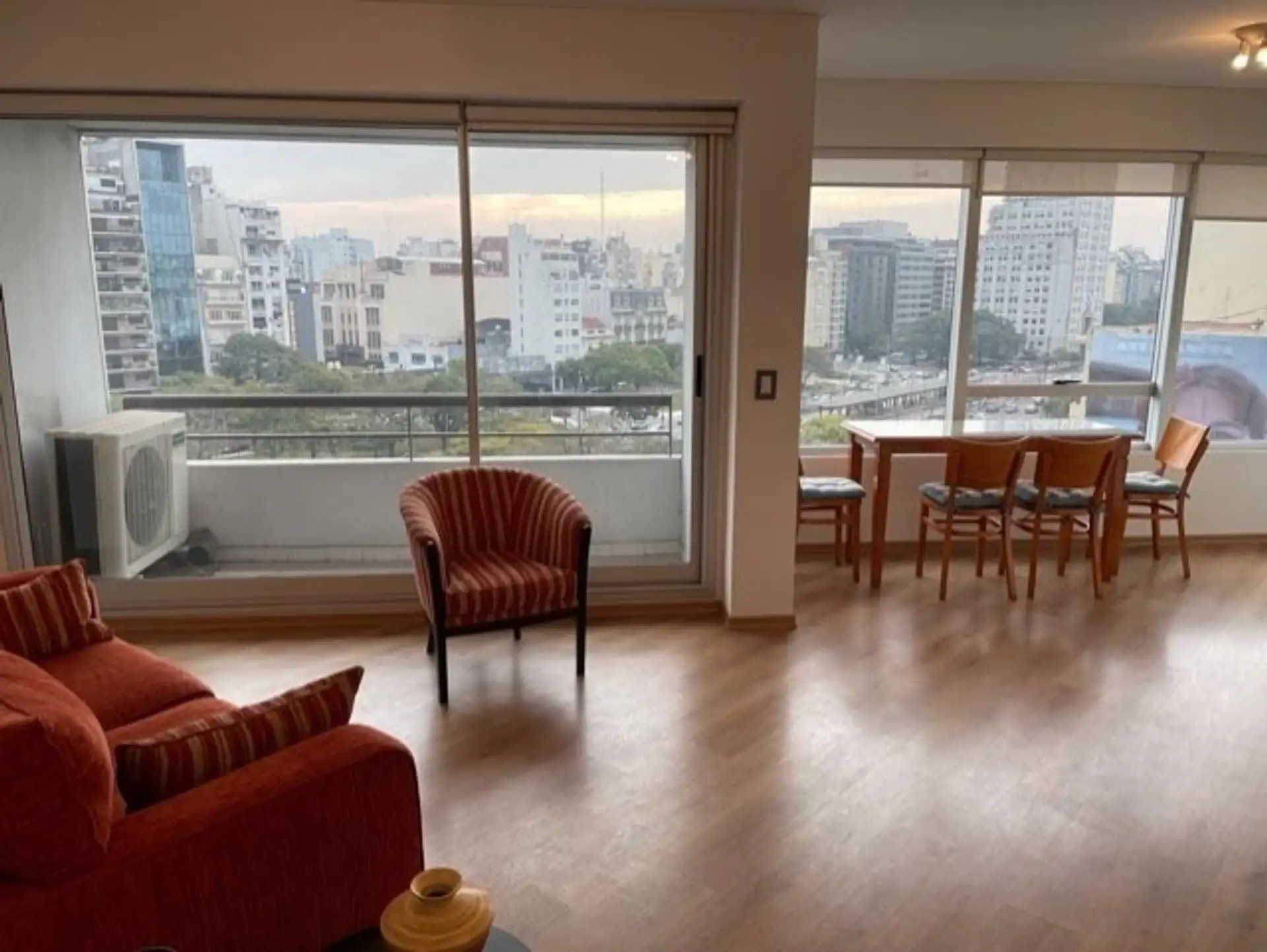 Apartamento mobiliado com 1 quarto em Monserrat