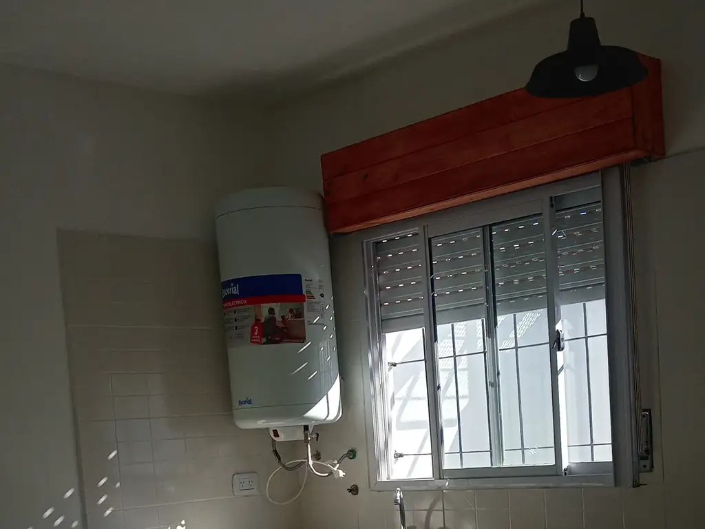 1 quarto, varanda e pátio