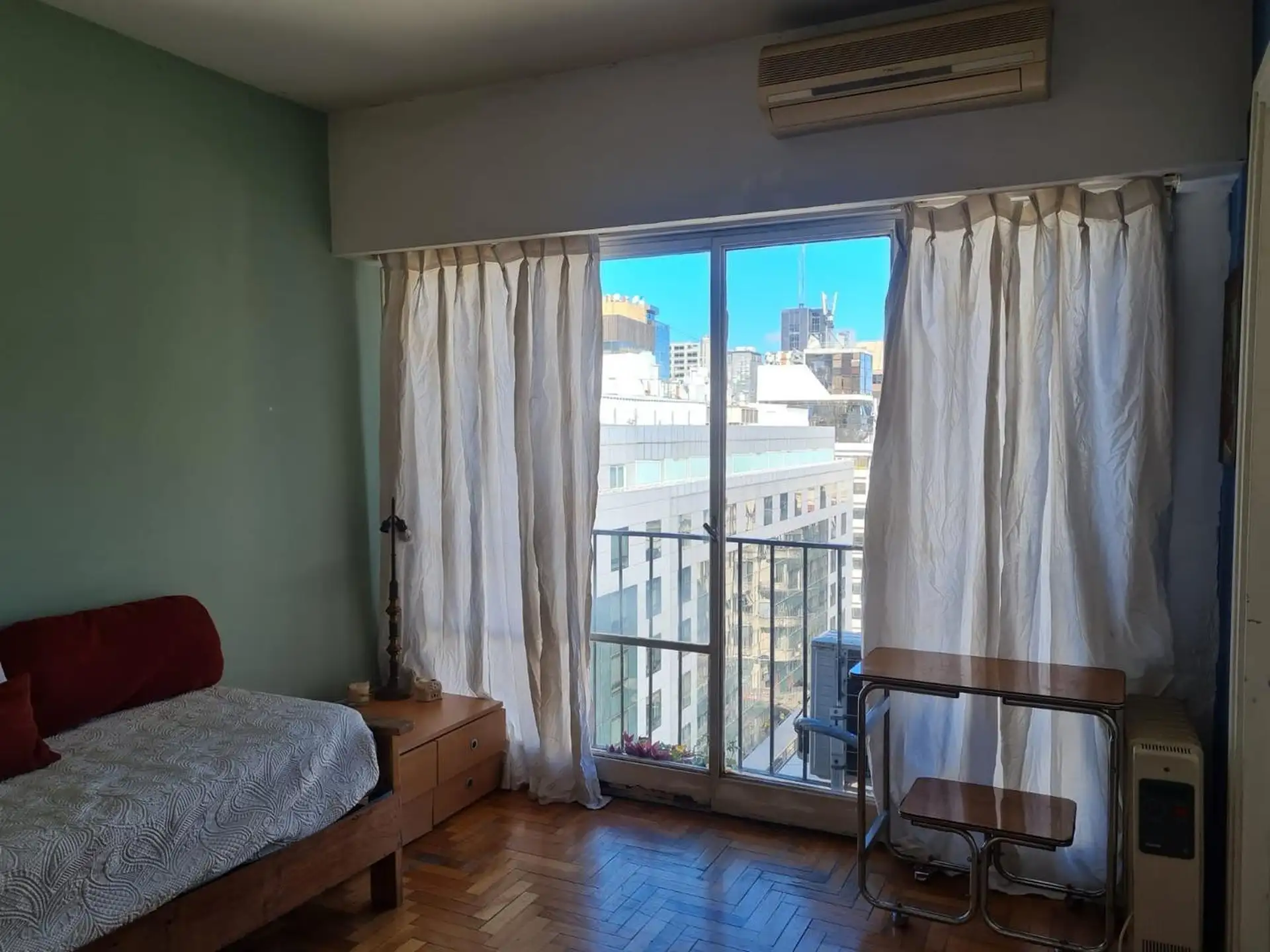 Departamento de 2 ambientes amoblado en Retiro
