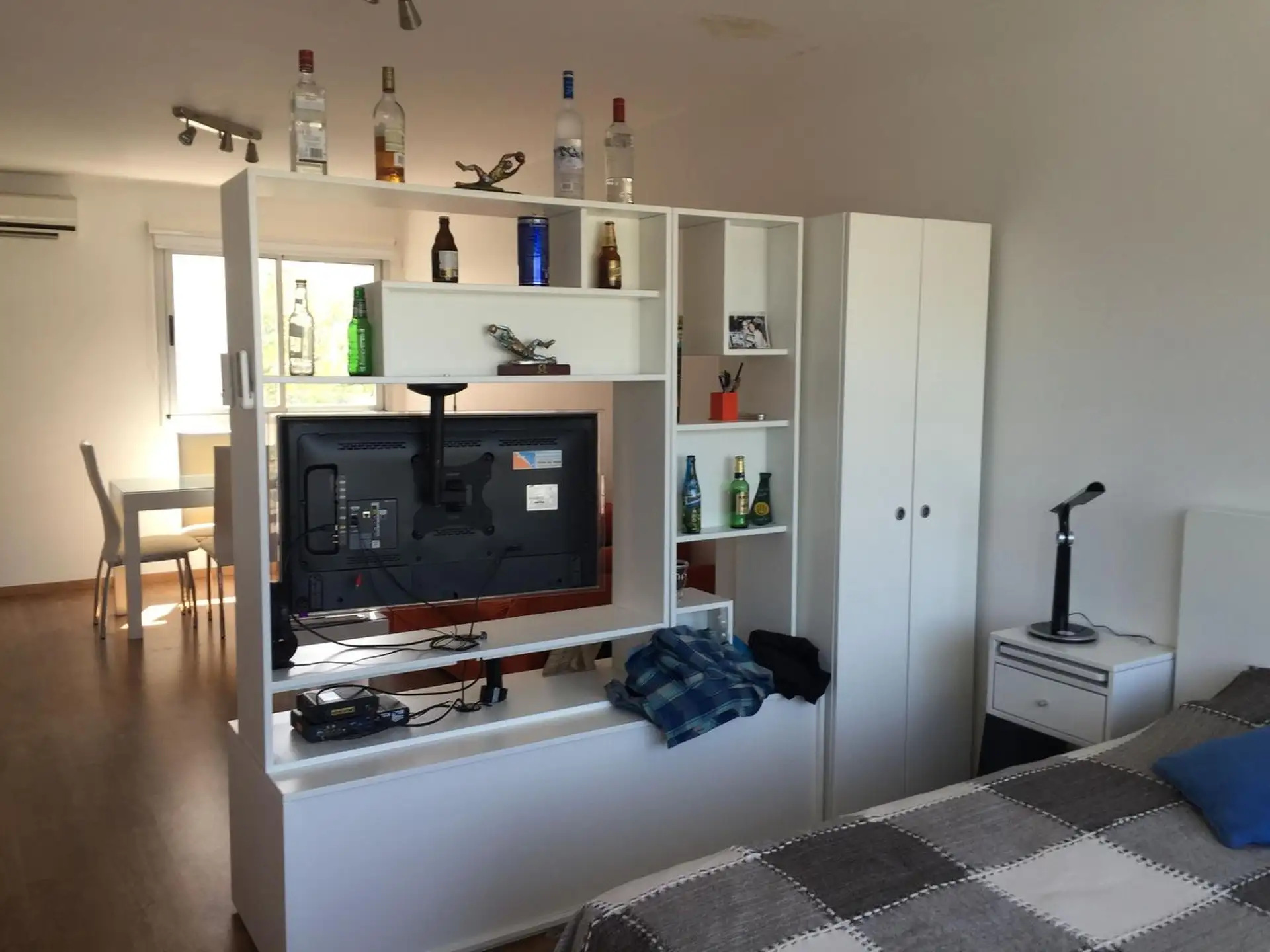 Departamento estudio amoblado con balcón corrido en Villa Ortúzar