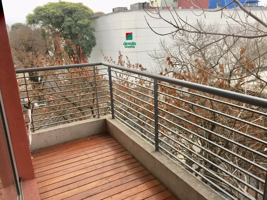 Studio with balcony and jacuzzi