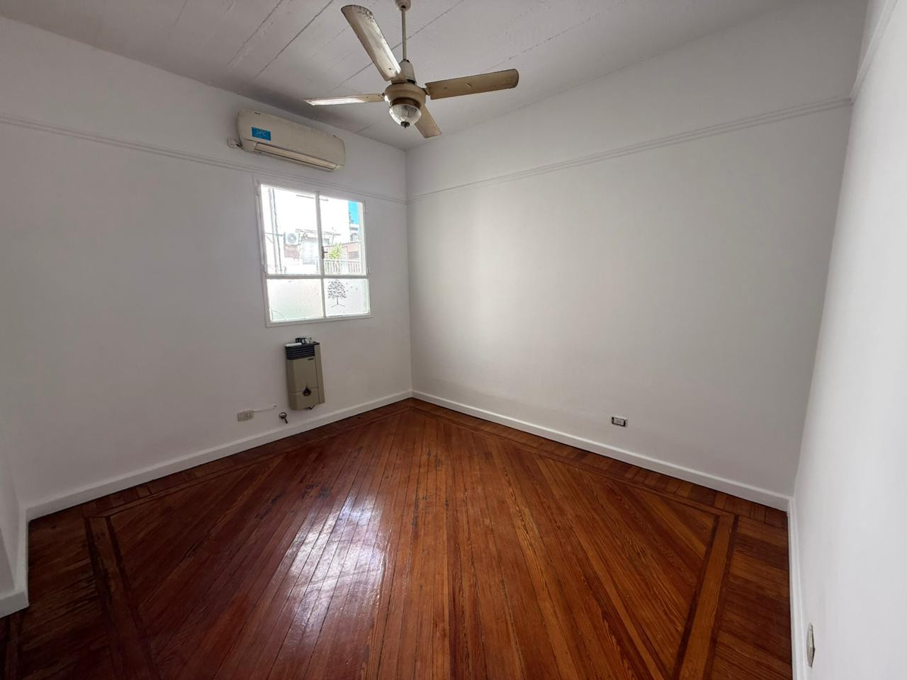 Ground-floor PH with private terrace in Almagro