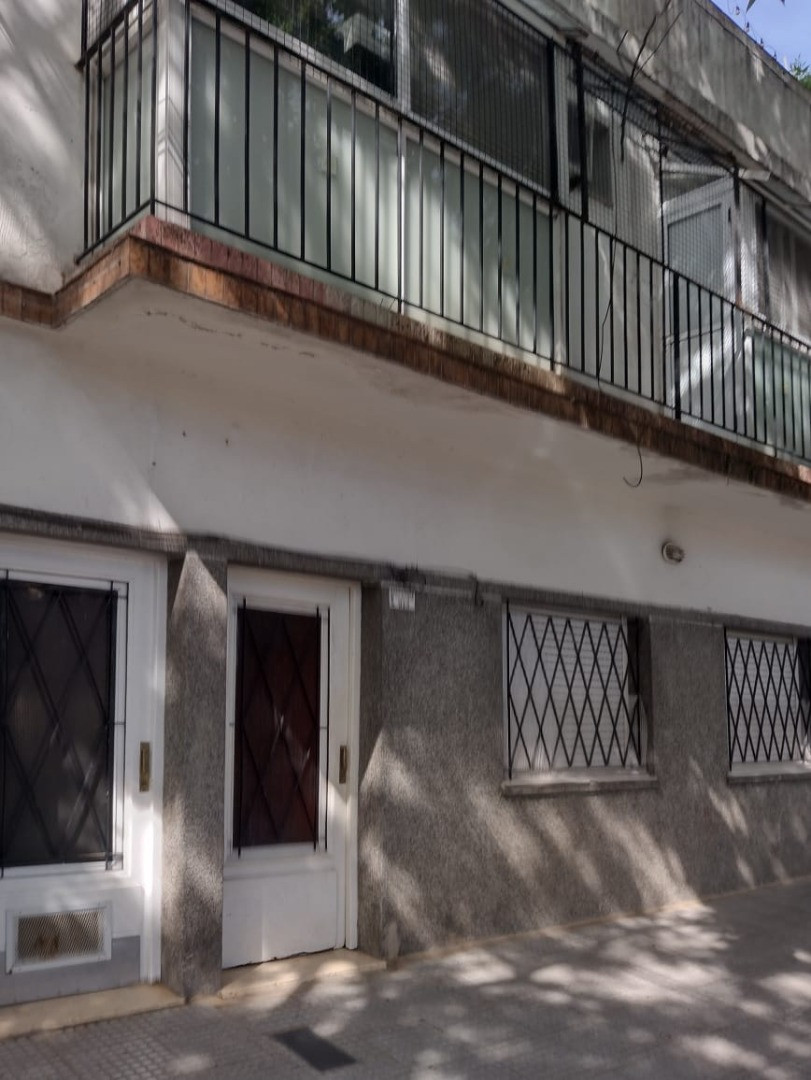 PH de 2 ambientes con terraza de uso propio en Villa Luro