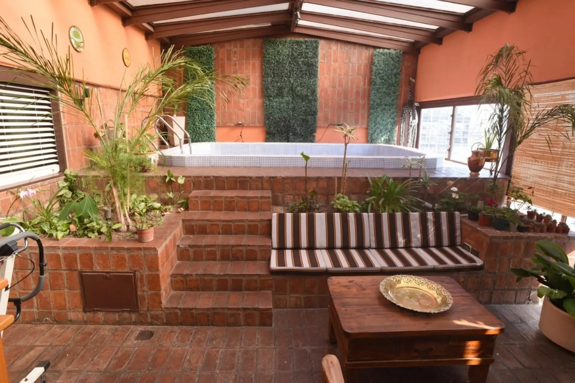 Пентхаус с 4 спальнями в Retiro