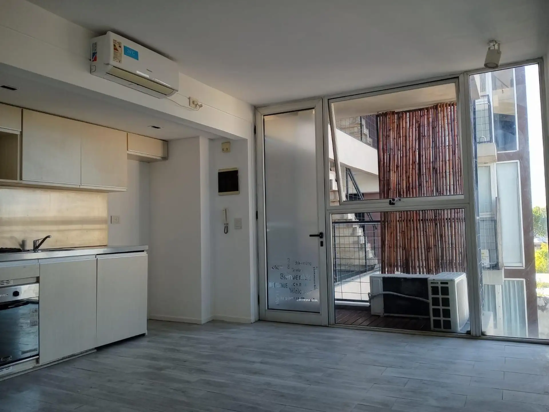 Departamento de 2 ambientes en Haedo con 1 dormitorio en Morón