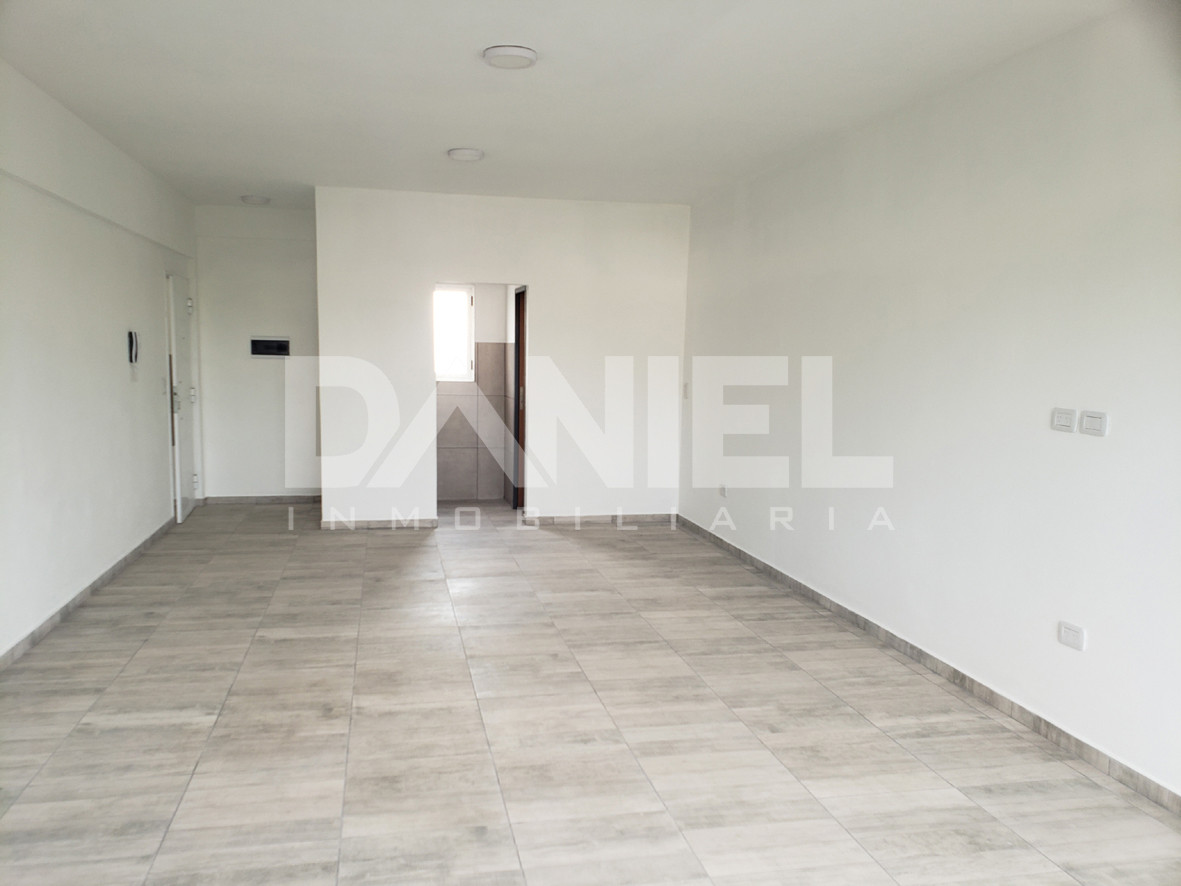 Apartamento tipo loft com 2 quartos em Ituzaingó