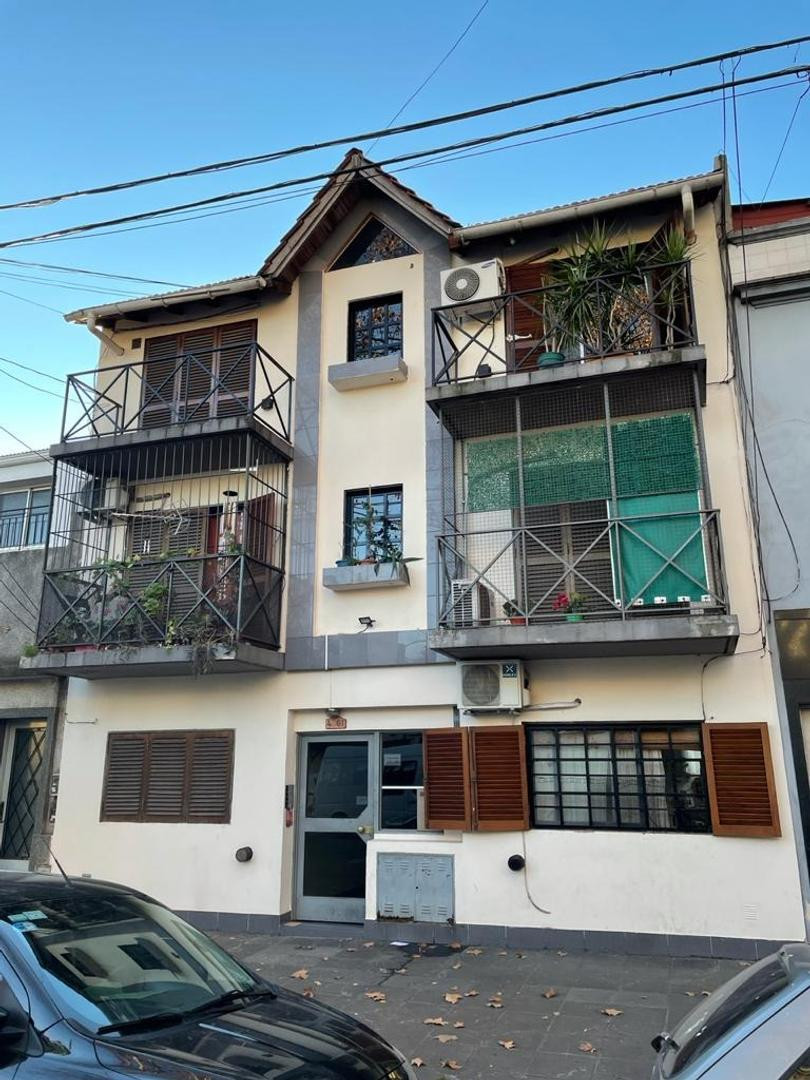 Квартира с 1 спальней и мебелью в Floresta