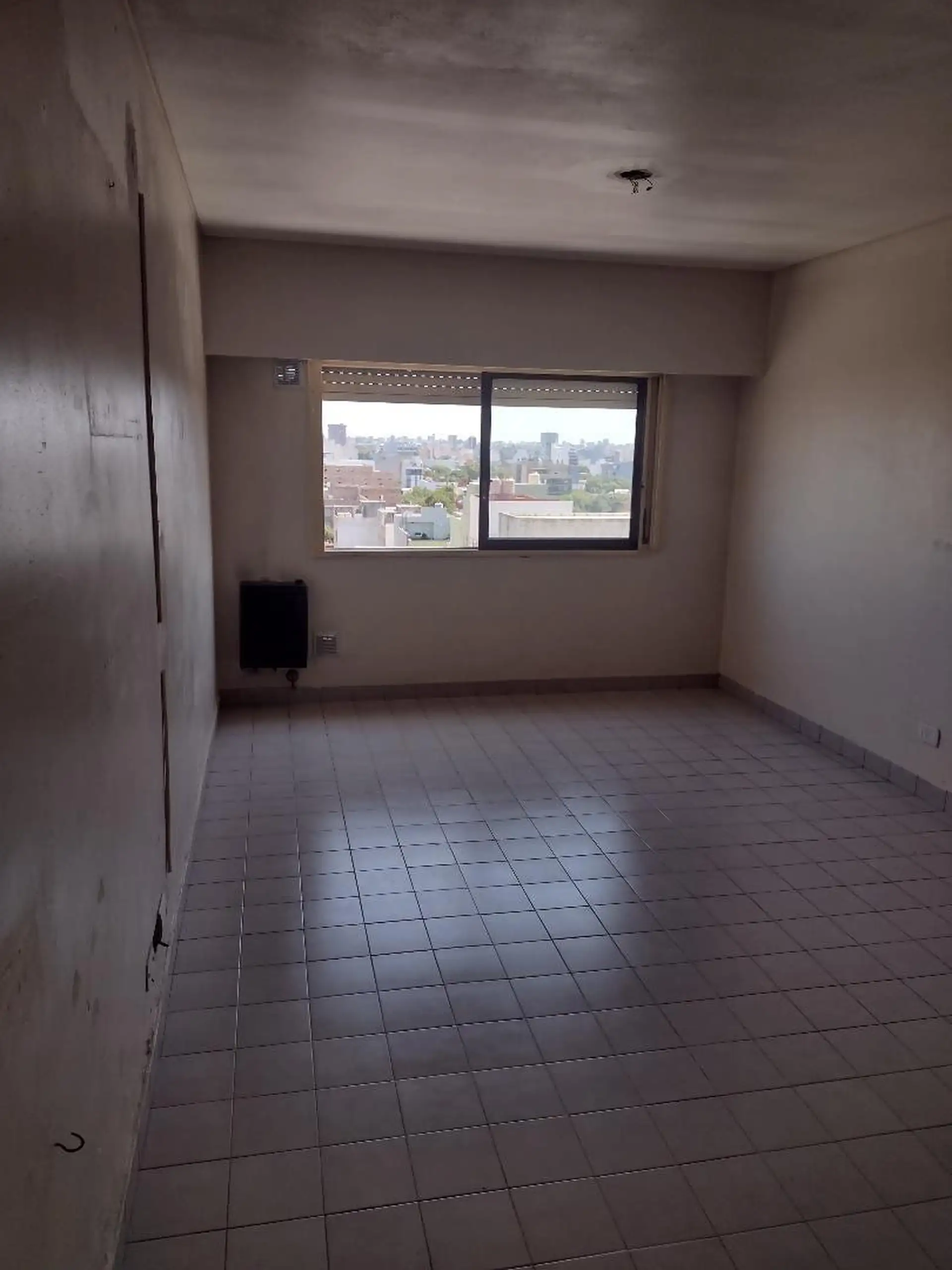 Квартира-студия в аренду в Flores