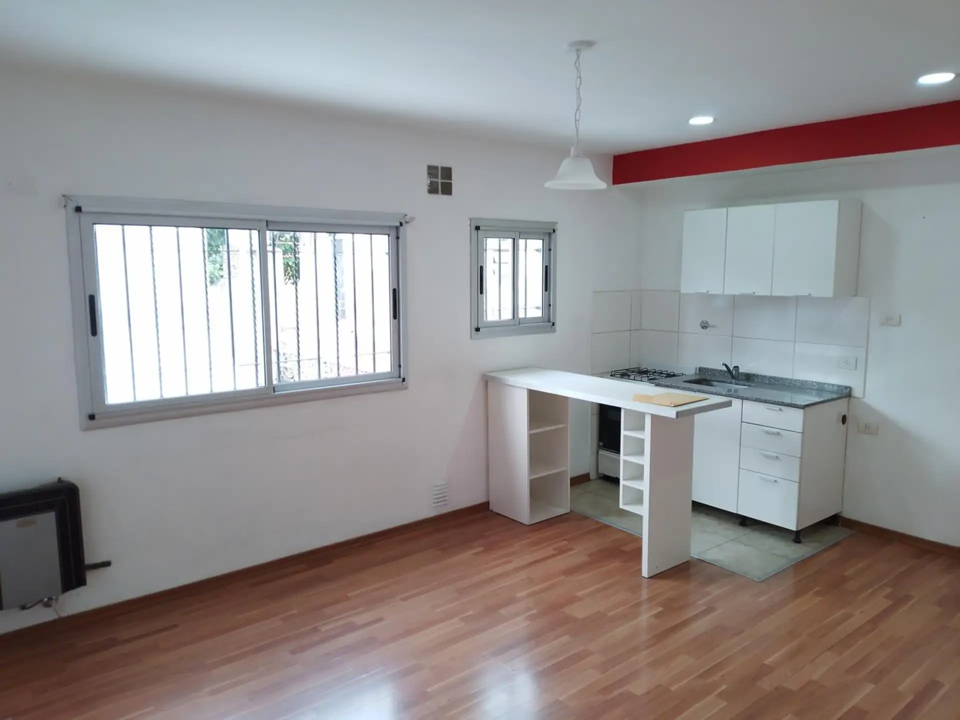 Apartamento de 3 ambientes em Caseros, Tres de Febrero