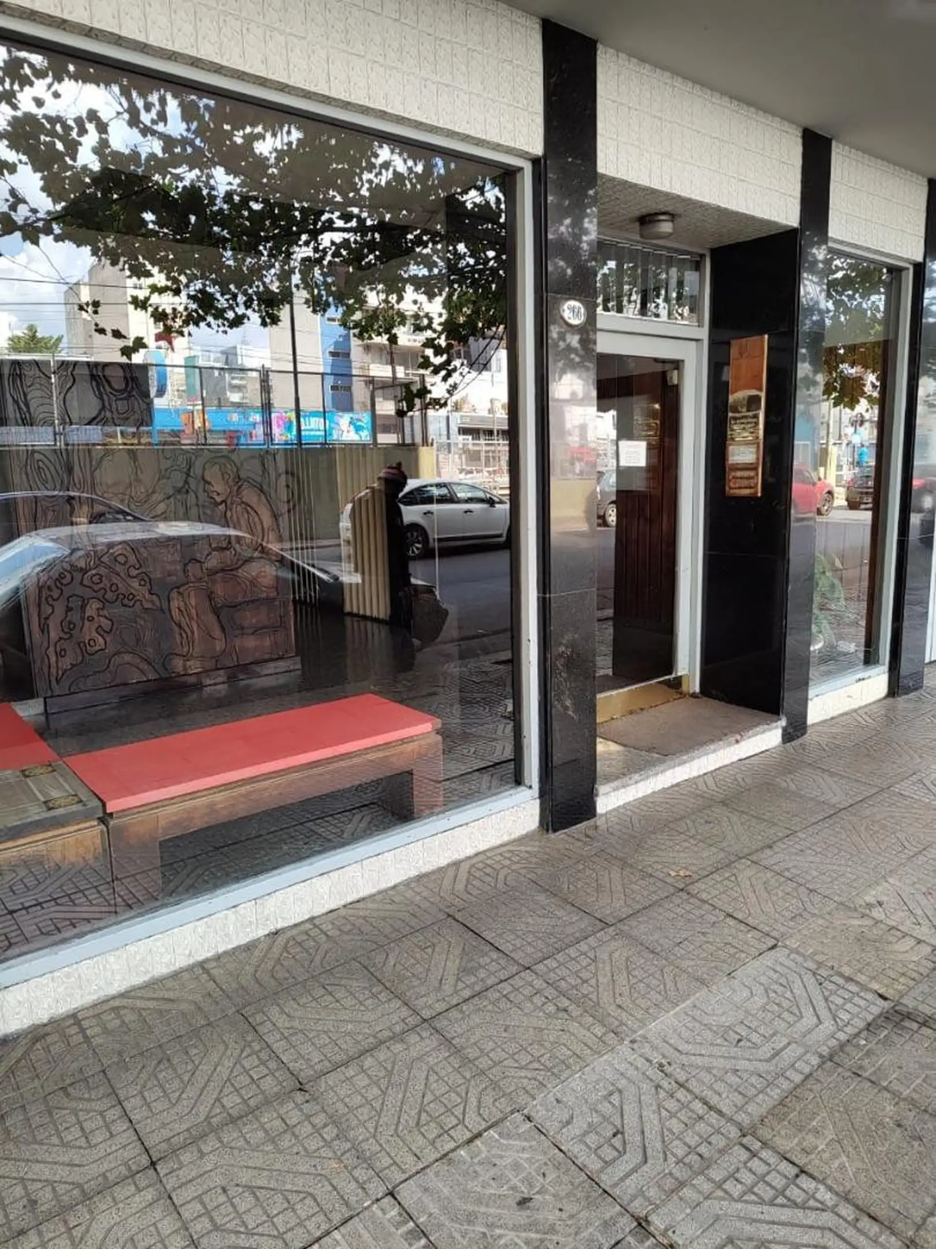 Departamento de 3 ambientes contrafrente en Ramos Mejía