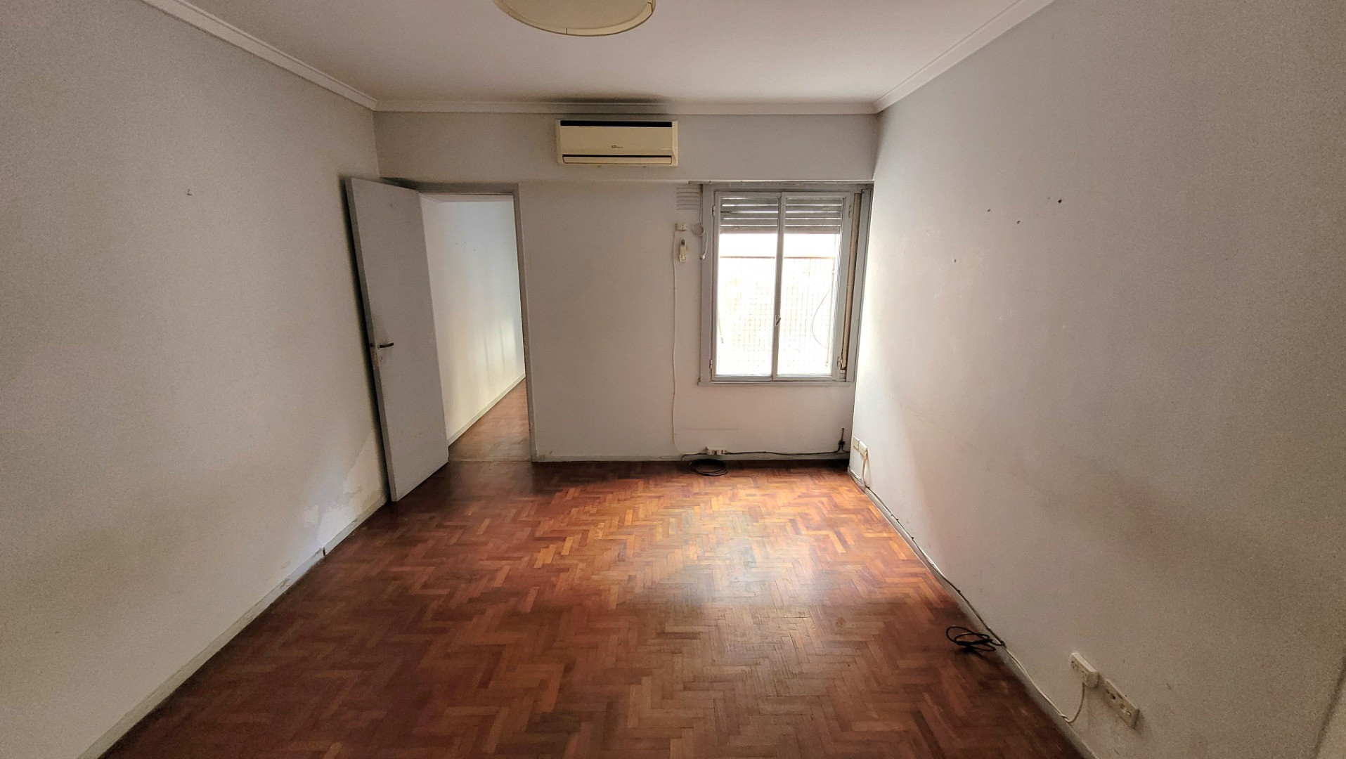 Departamento de 3 ambientes en Almagro Sur, 3er piso por escalera