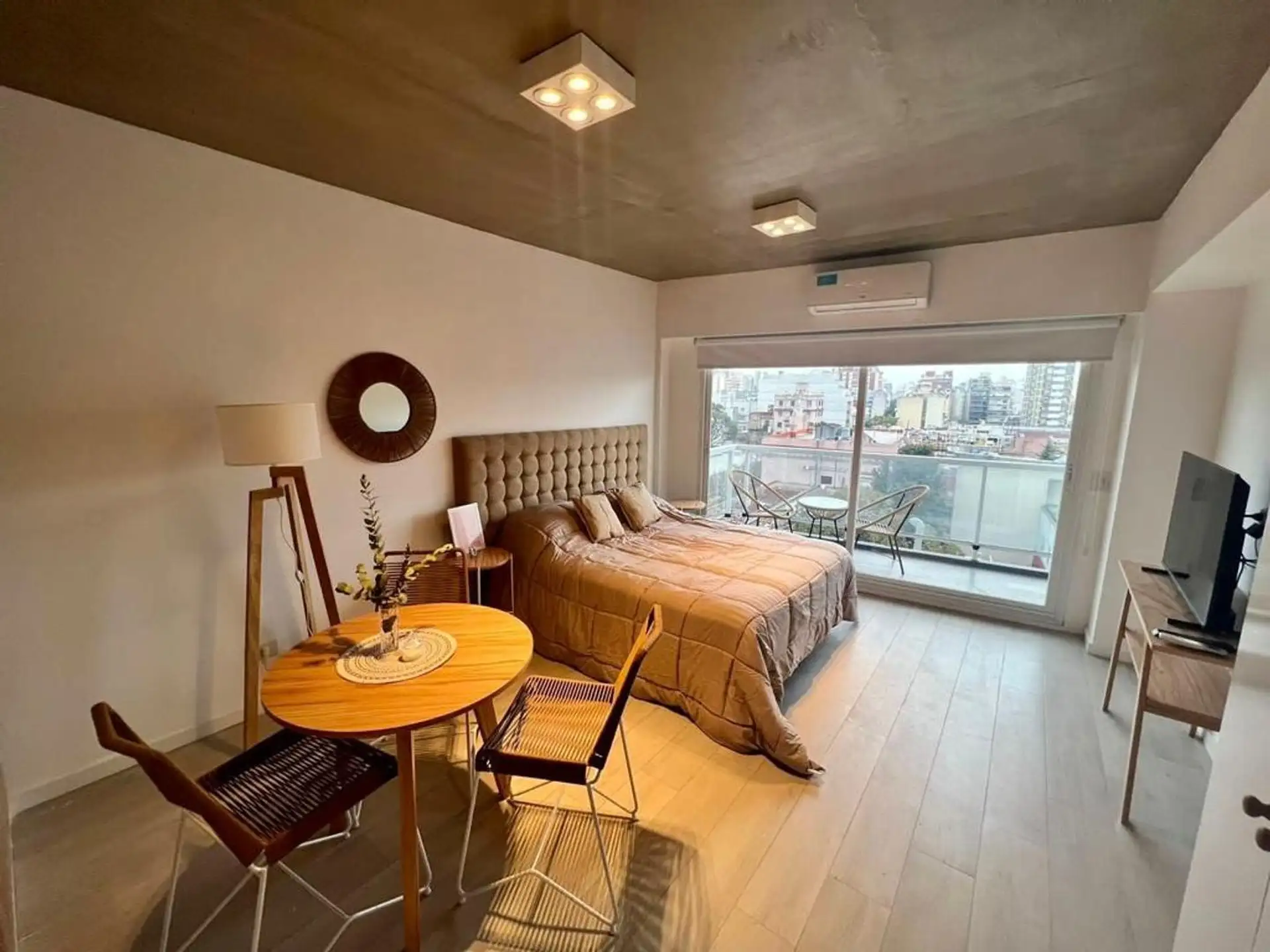 Furnished studio apartment in Almagro