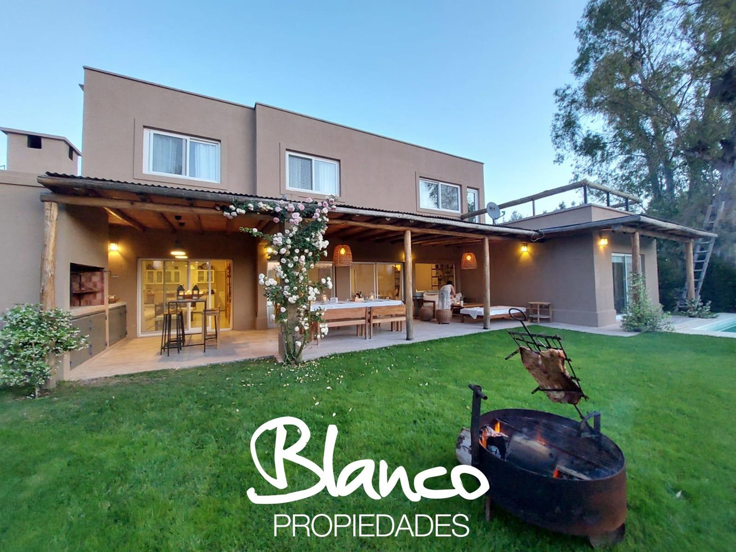 Four-bedroom furnished house in Tigre’s La Comarca