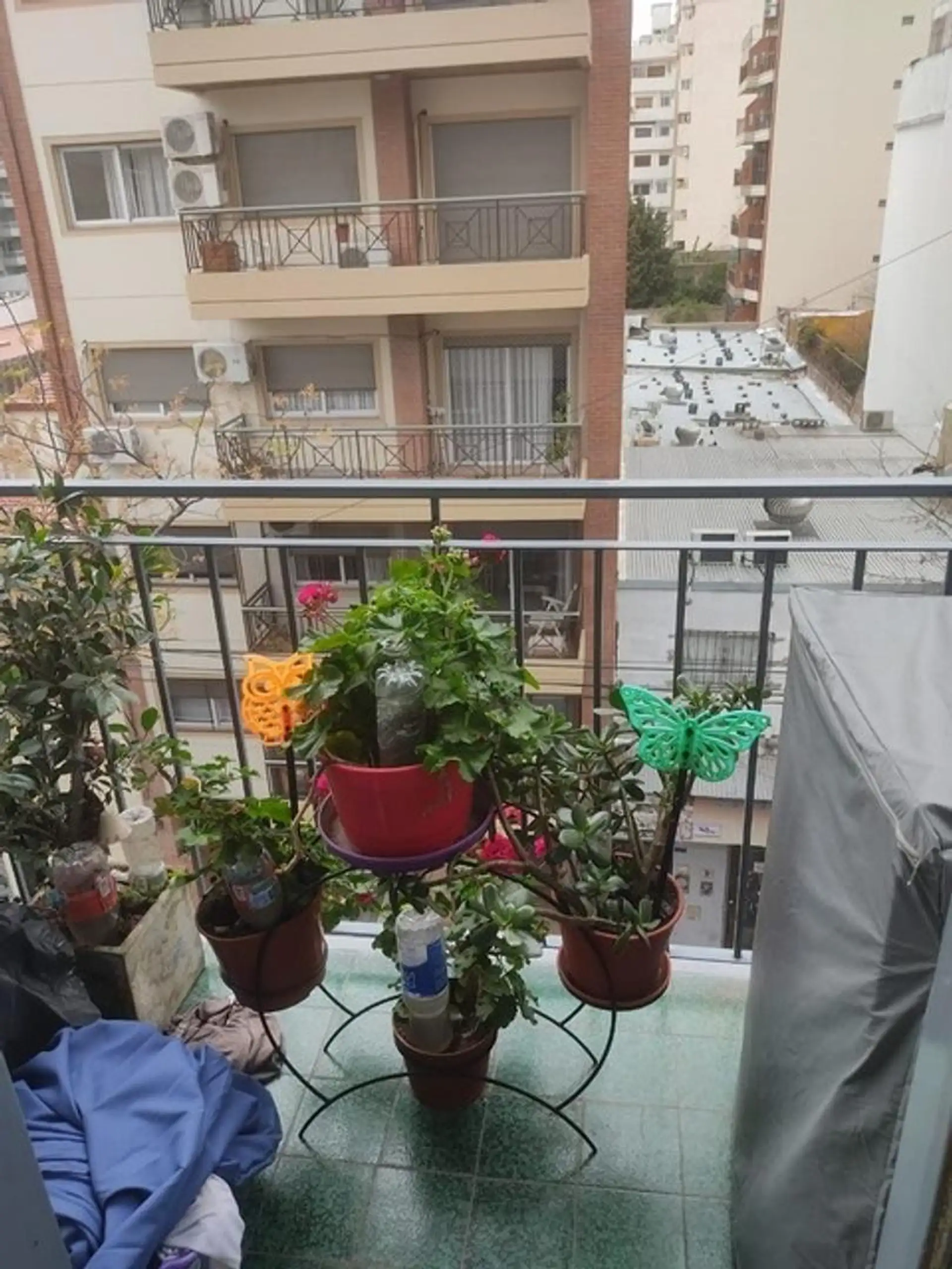 Departamento de 2 ambientes con balcón en Almagro