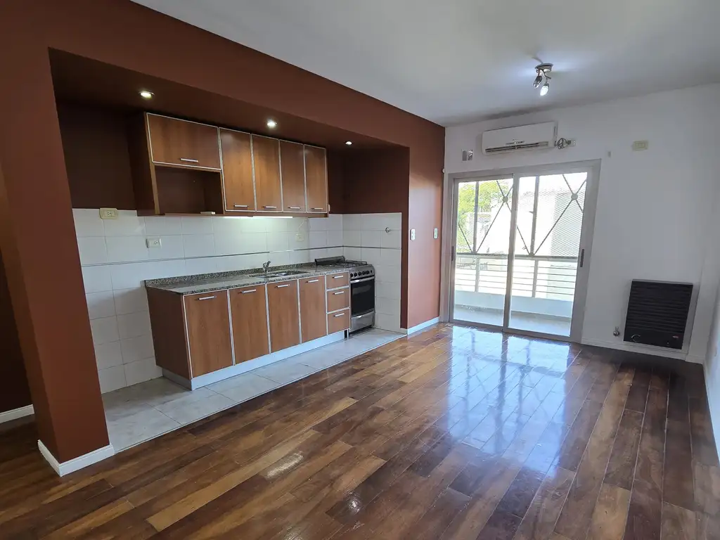 Departamento en Alquiler en Lanus Oeste, Lanus