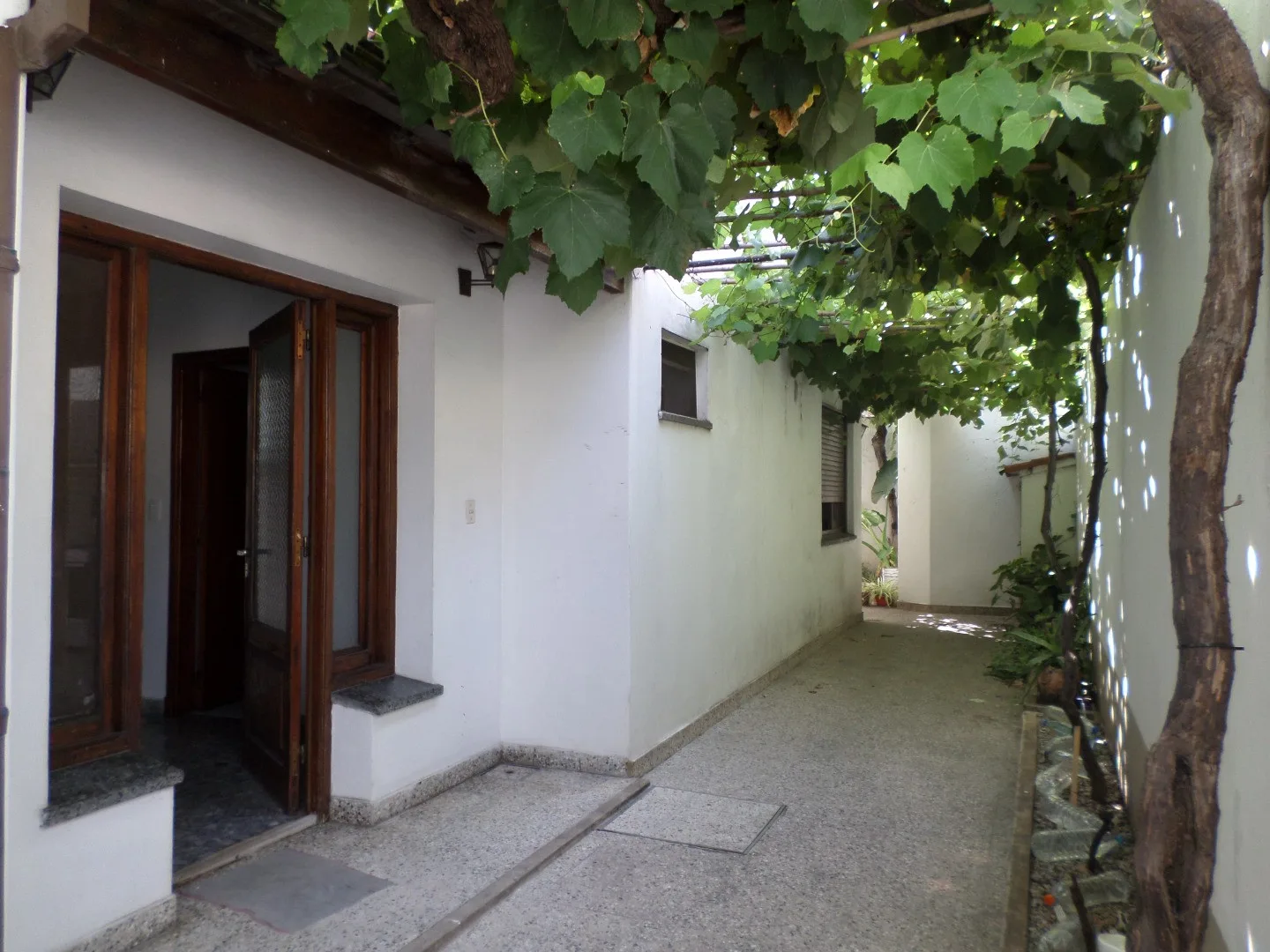 Ground-floor PH with 1 bedroom in Vicente López (Munro)