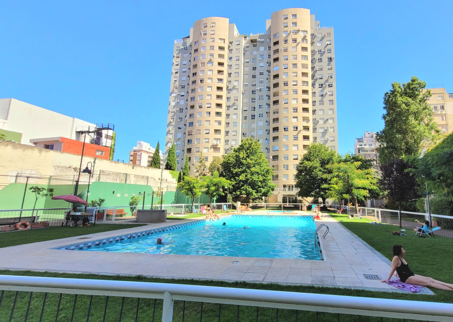 Departamento de 2 ambientes con balcón en Almagro