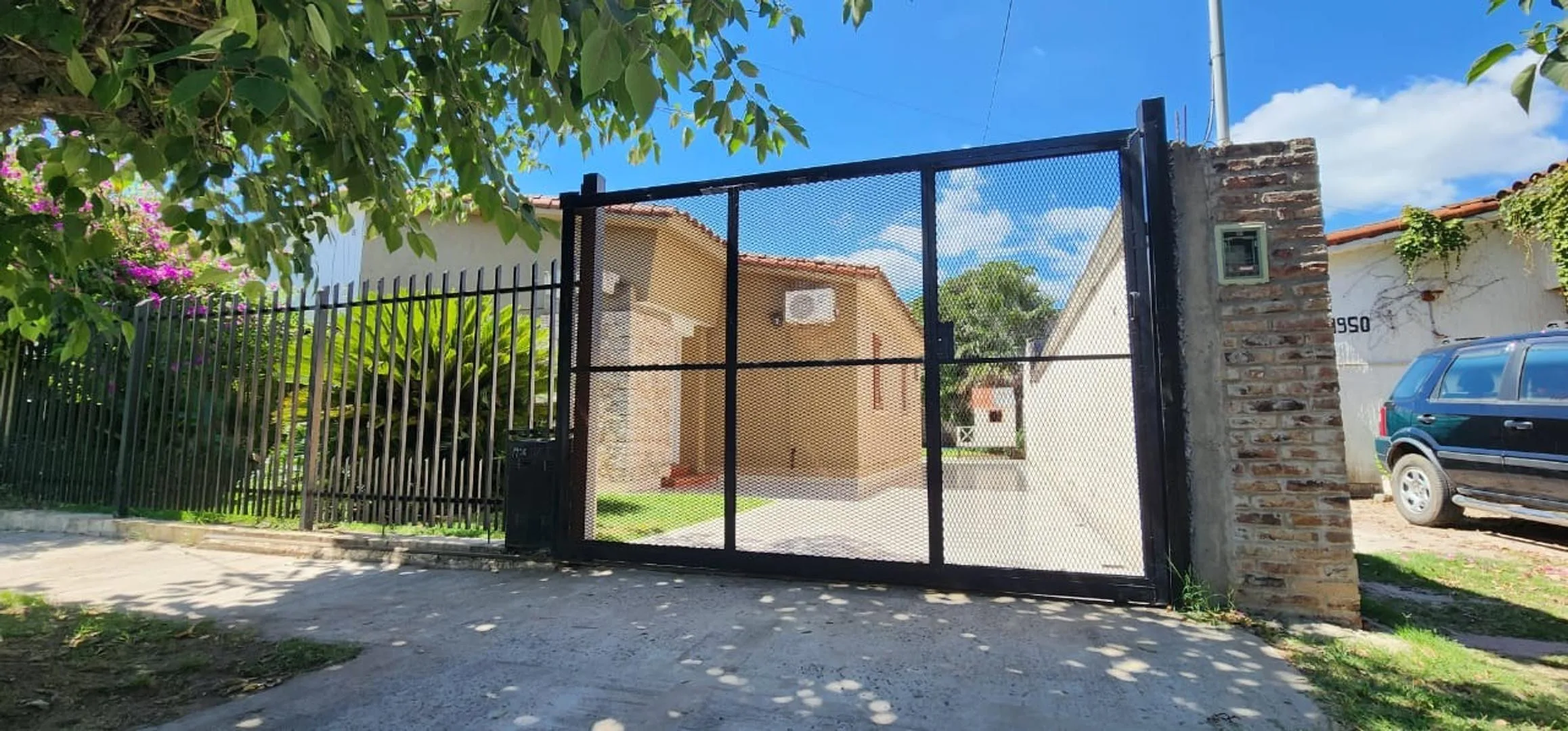 Three-room house for rent in Ituzaingó Norte