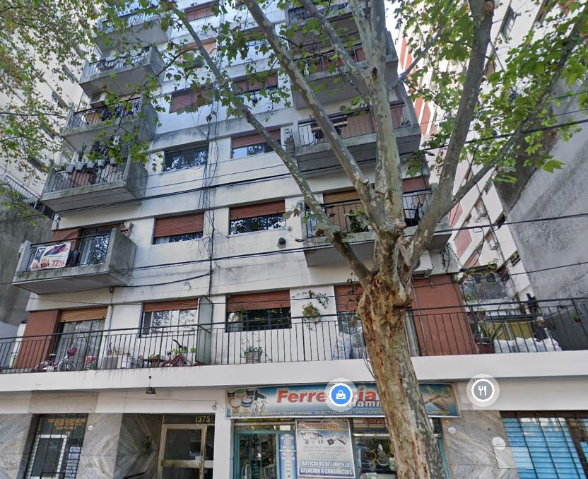 Two-room apartment in Belgrano facing the plaza