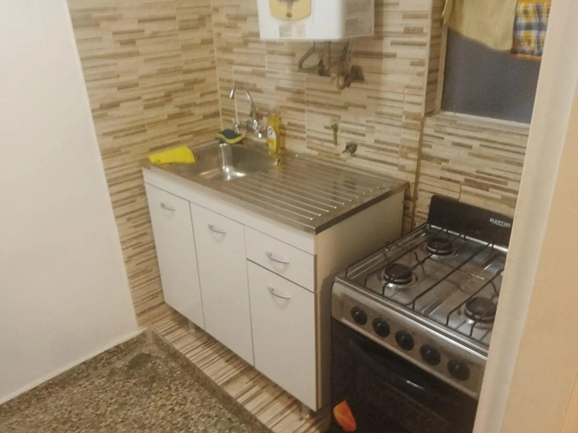 Departamento de 2 ambientes en San Cristóbal