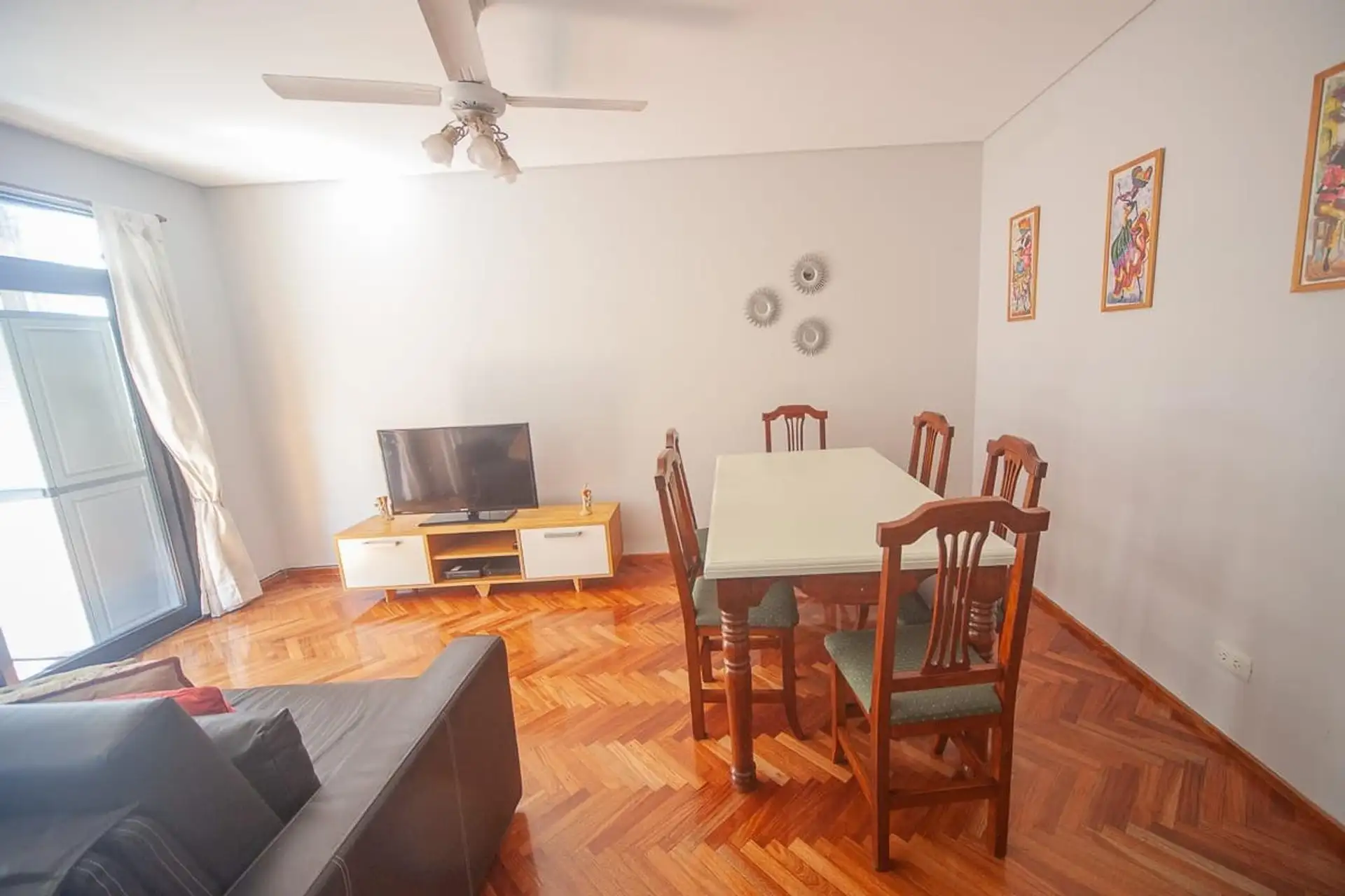 Two-room apartment with balcony in Palermo