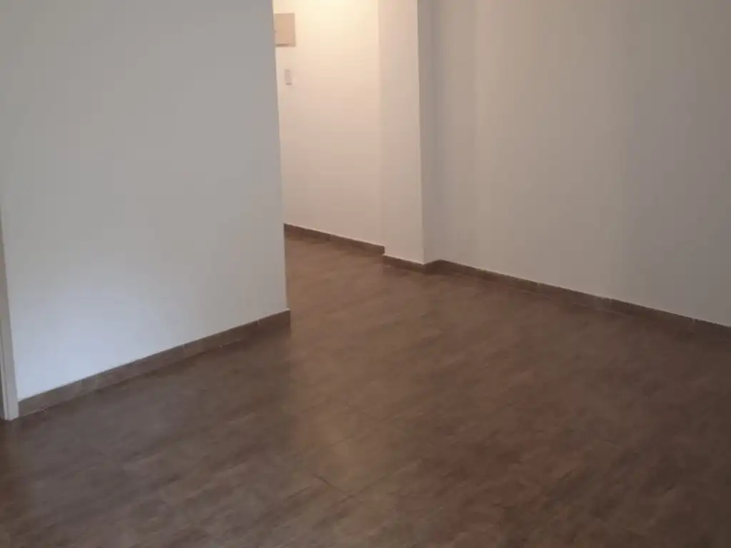 2-room apartment with laundry