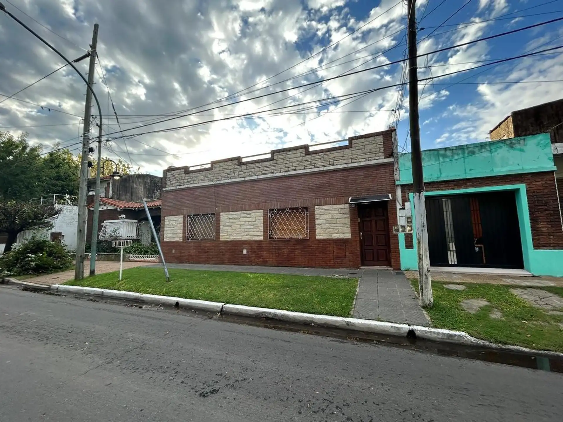 Three-room house for rent in Carapachay, Vicente López