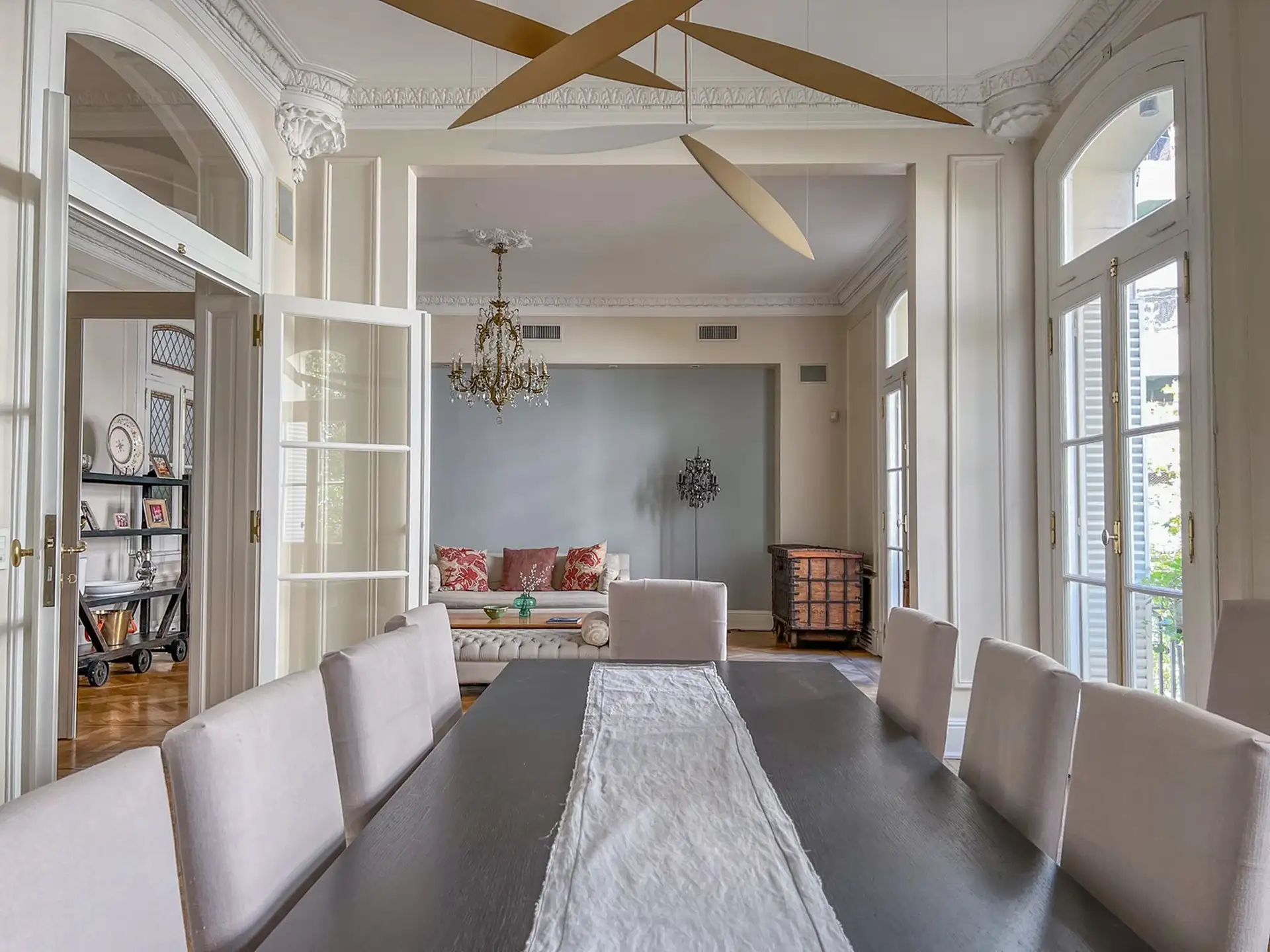 Apartamento reformado com 4 quartos em Recoleta