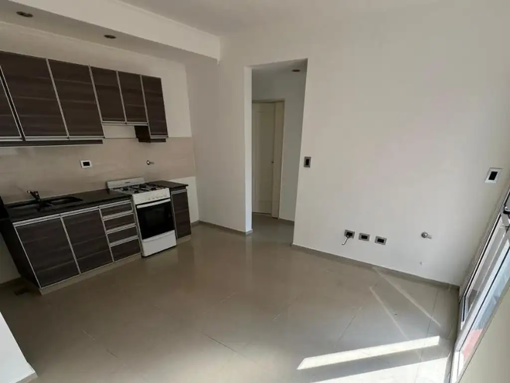 Departamento en Alquiler en Monte Castro, Capital Federal