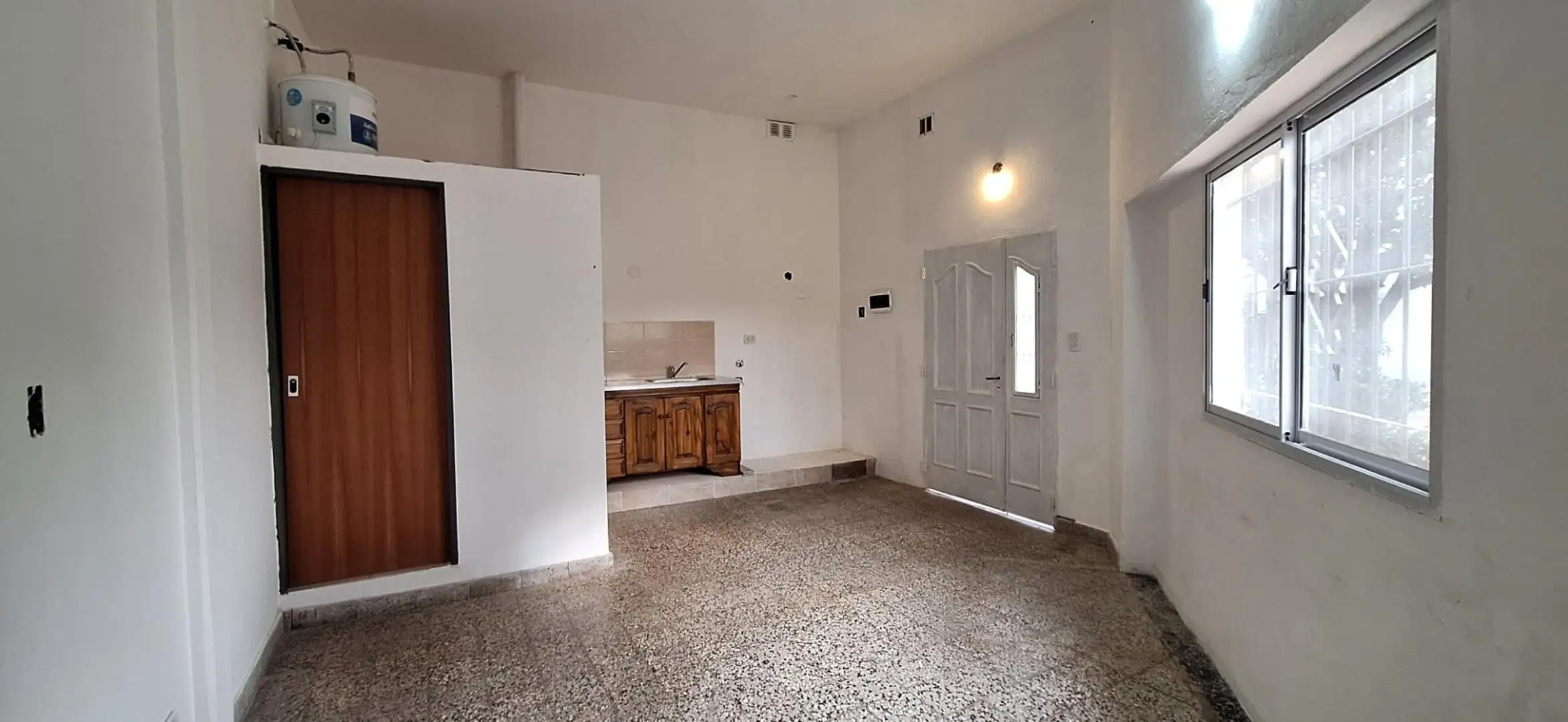 PH en esquina con acceso independiente en Temperley, Lomas de Zamora