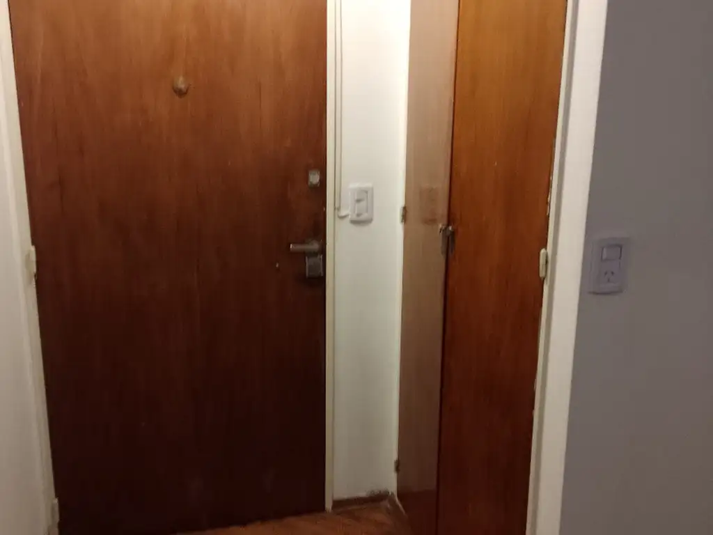 Apartamento 1 dormitório com varanda francesa