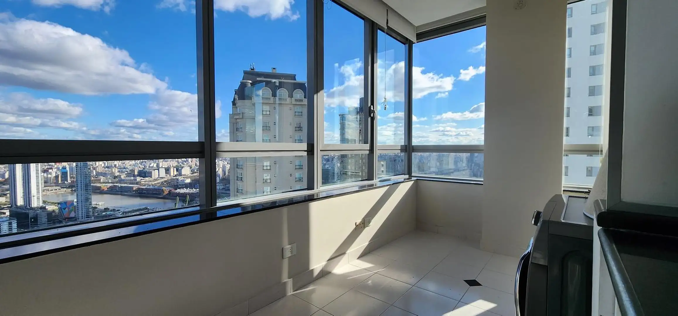 Four-bedroom apartment in Puerto Madero