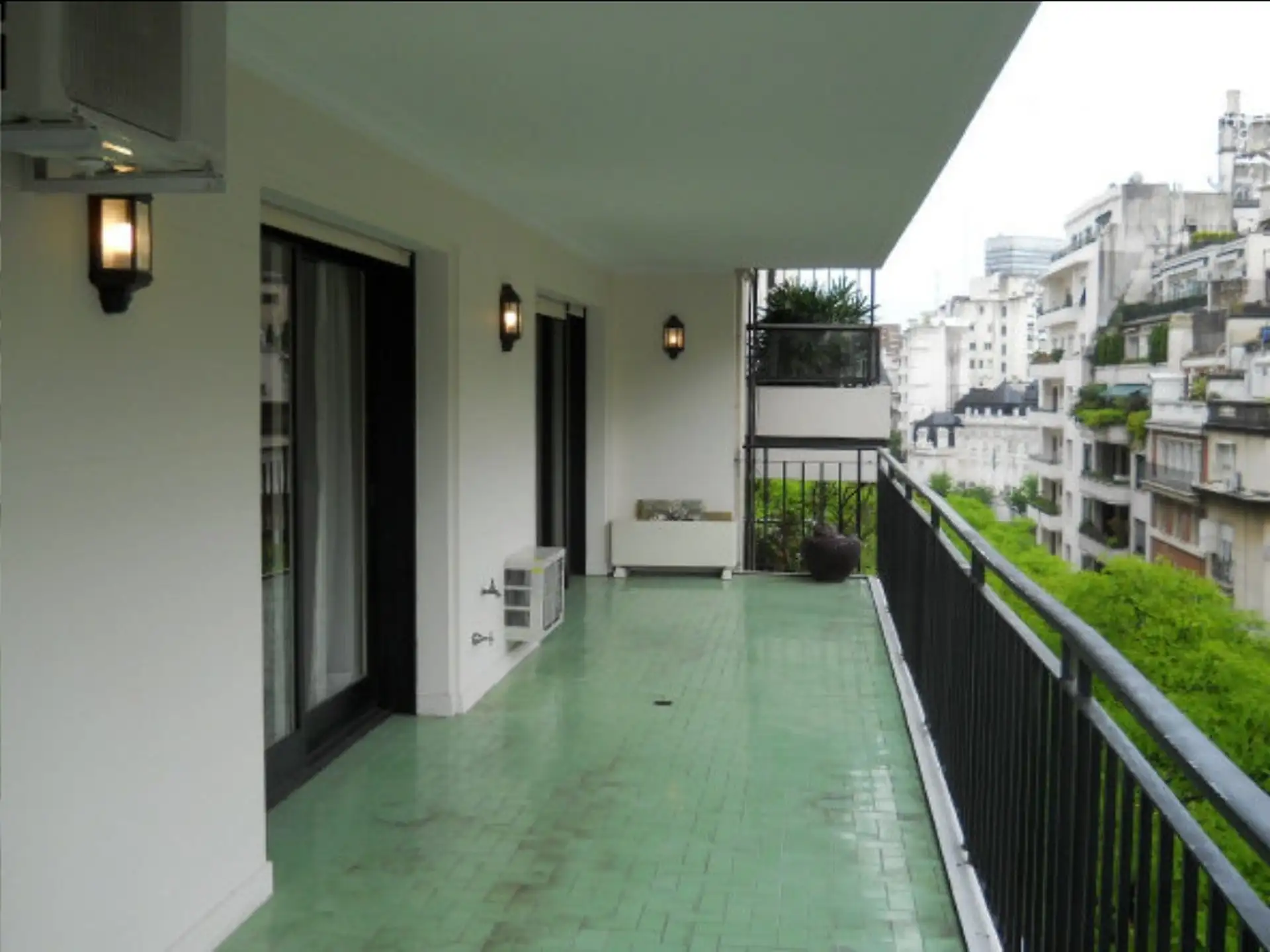 Арендная квартира с 4 спальнями в Retiro