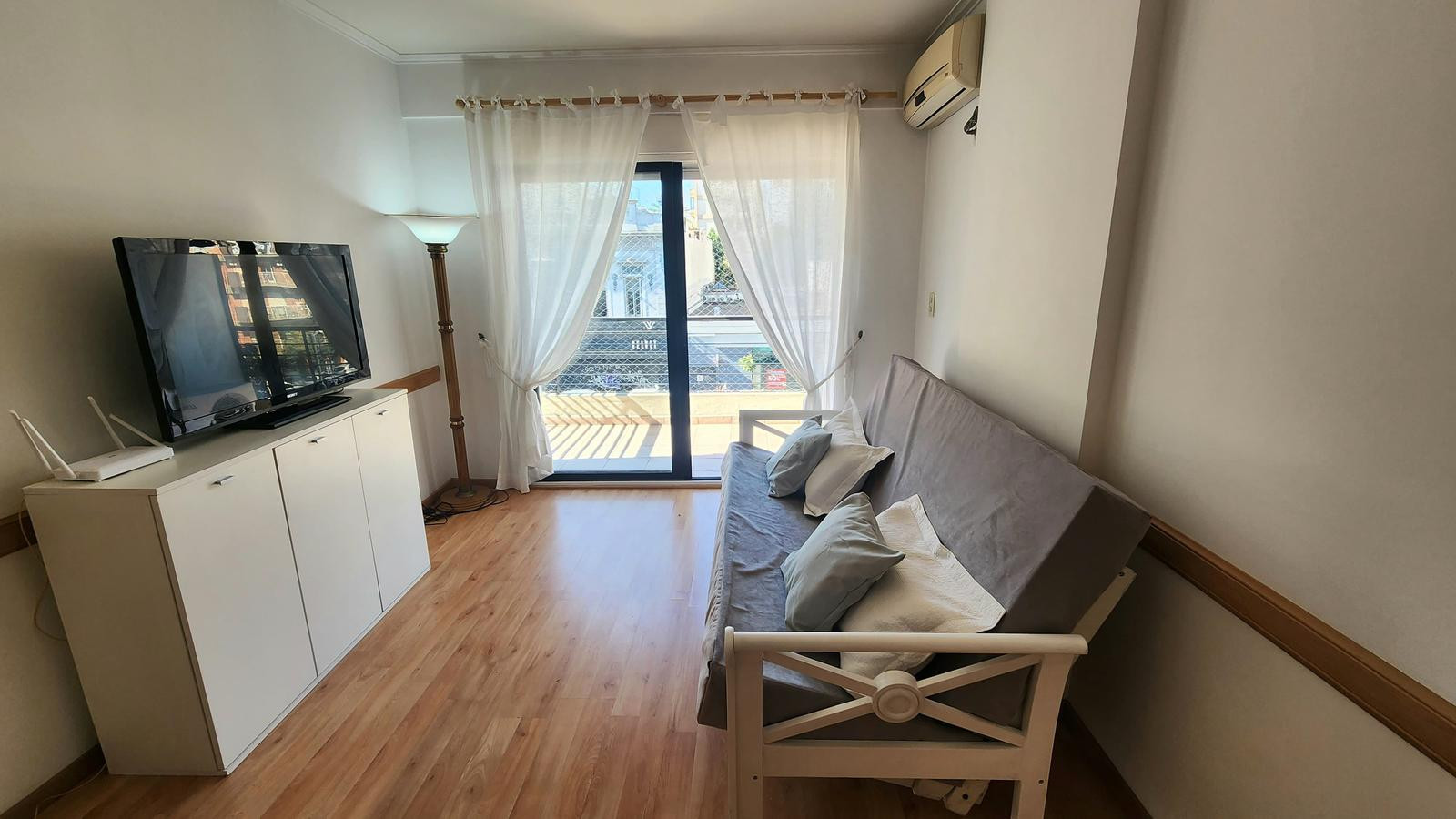 Furnished two-bedroom apartment in Núñez