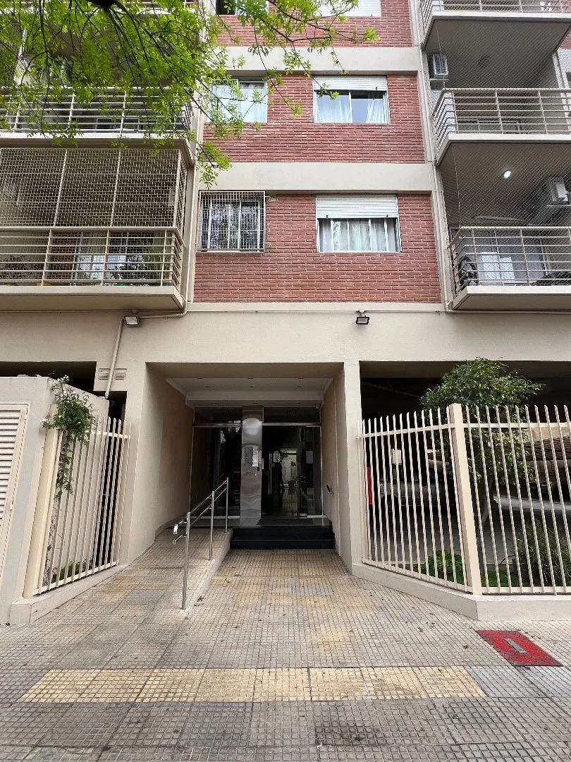Studio apartment with balcony in Agronomía