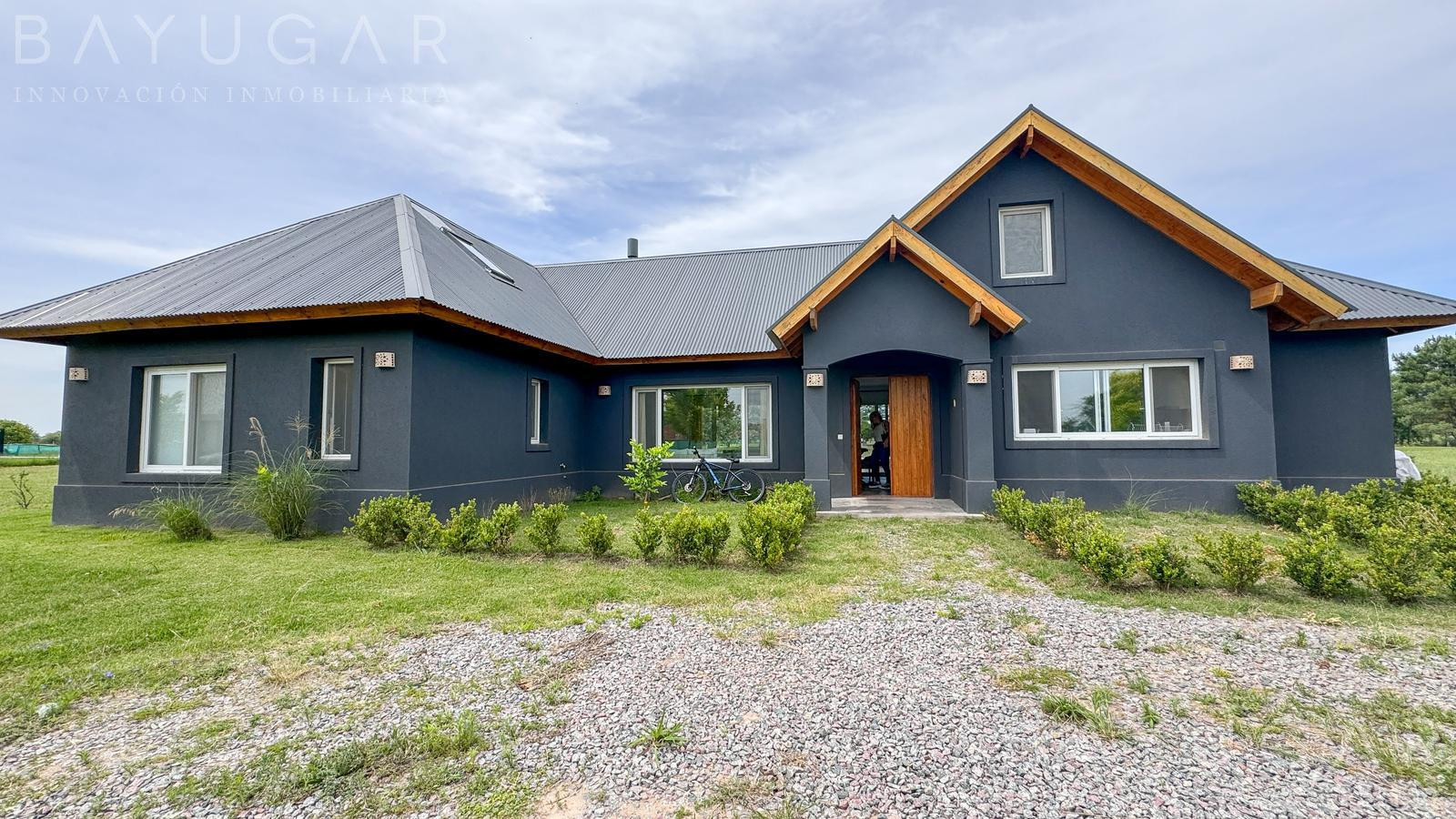 Casa de 3 quartos em Everlinks Golf & Country Club