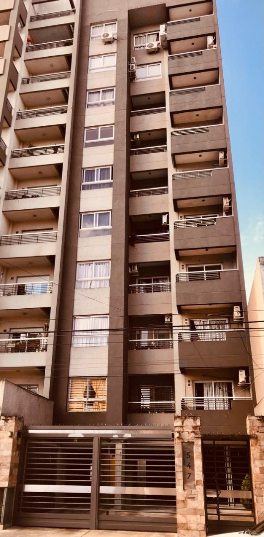 Квартира с 1 спальней в Morón