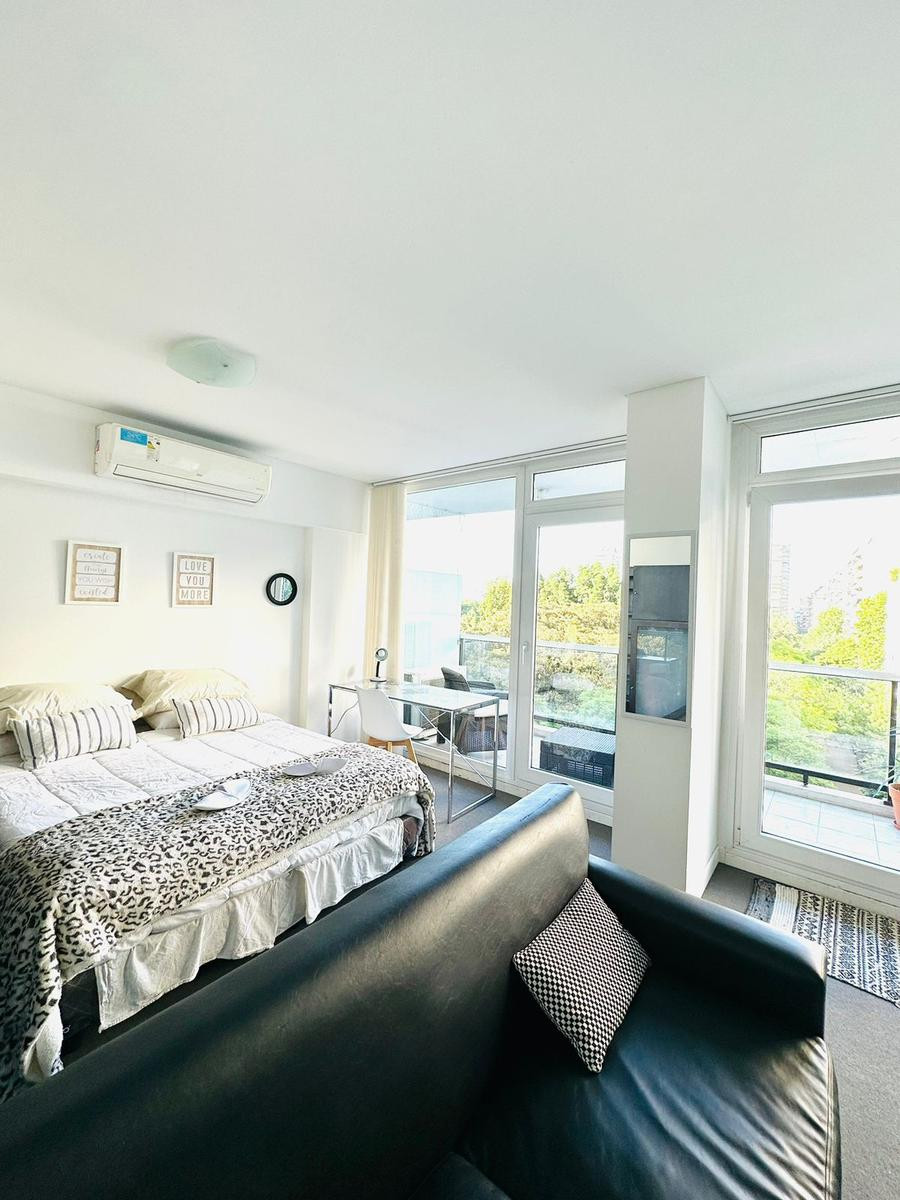 Kitnet mobiliada em Palermo de frente para o Jardim Botânico