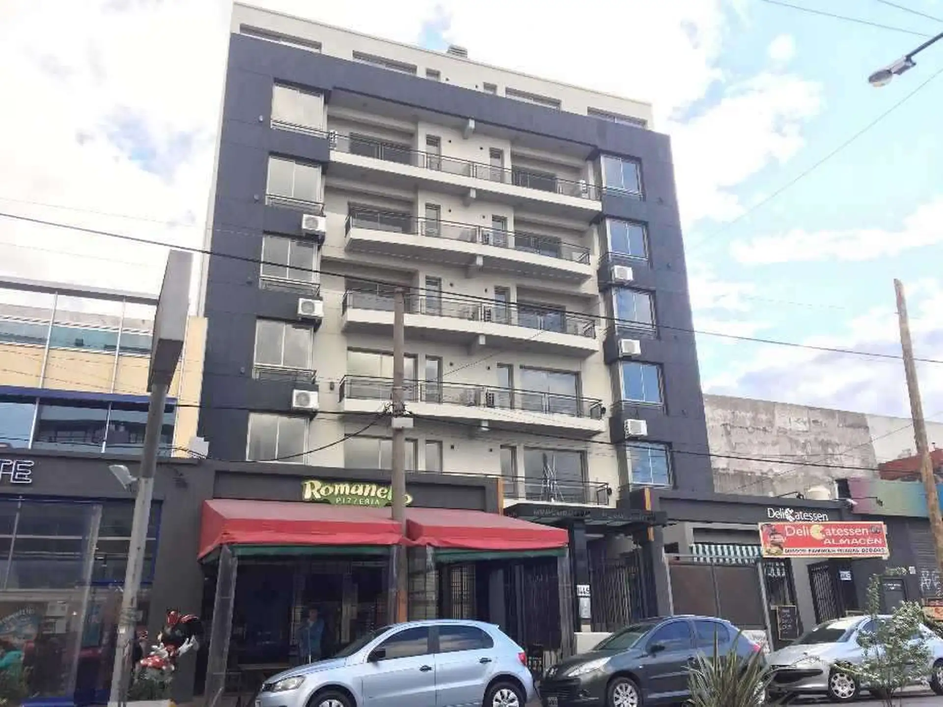 Apartamento de 3 ambientes de fundos em Quilmes