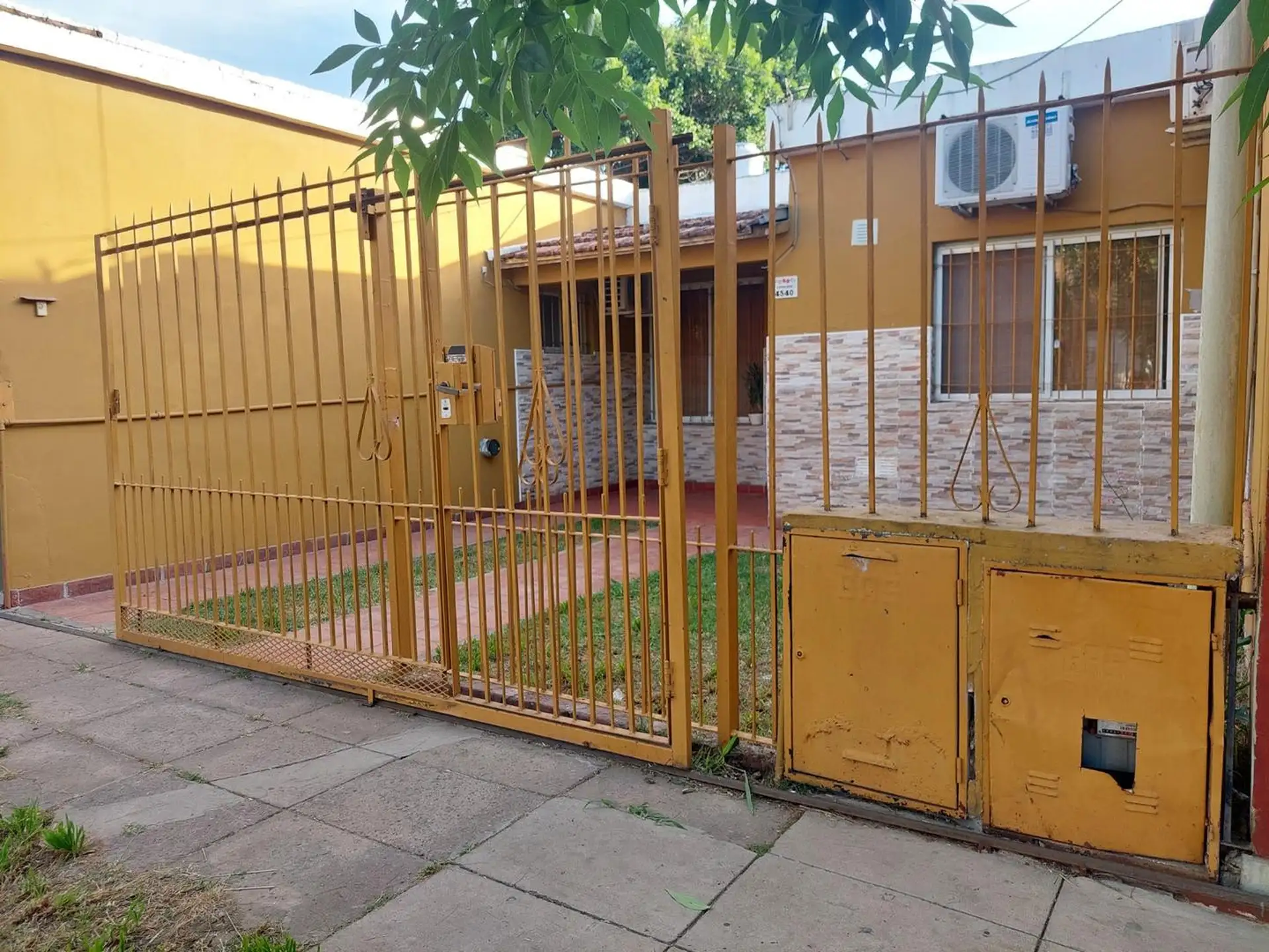 Casa en Alquiler en Villa Gobernador Udaondo, Partido de Ituzaingó