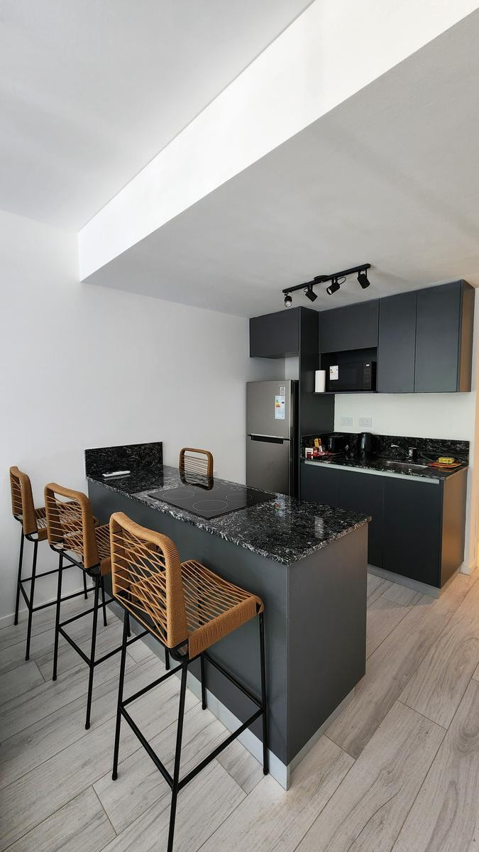 Kitnet mobiliada no bairro de Recoleta