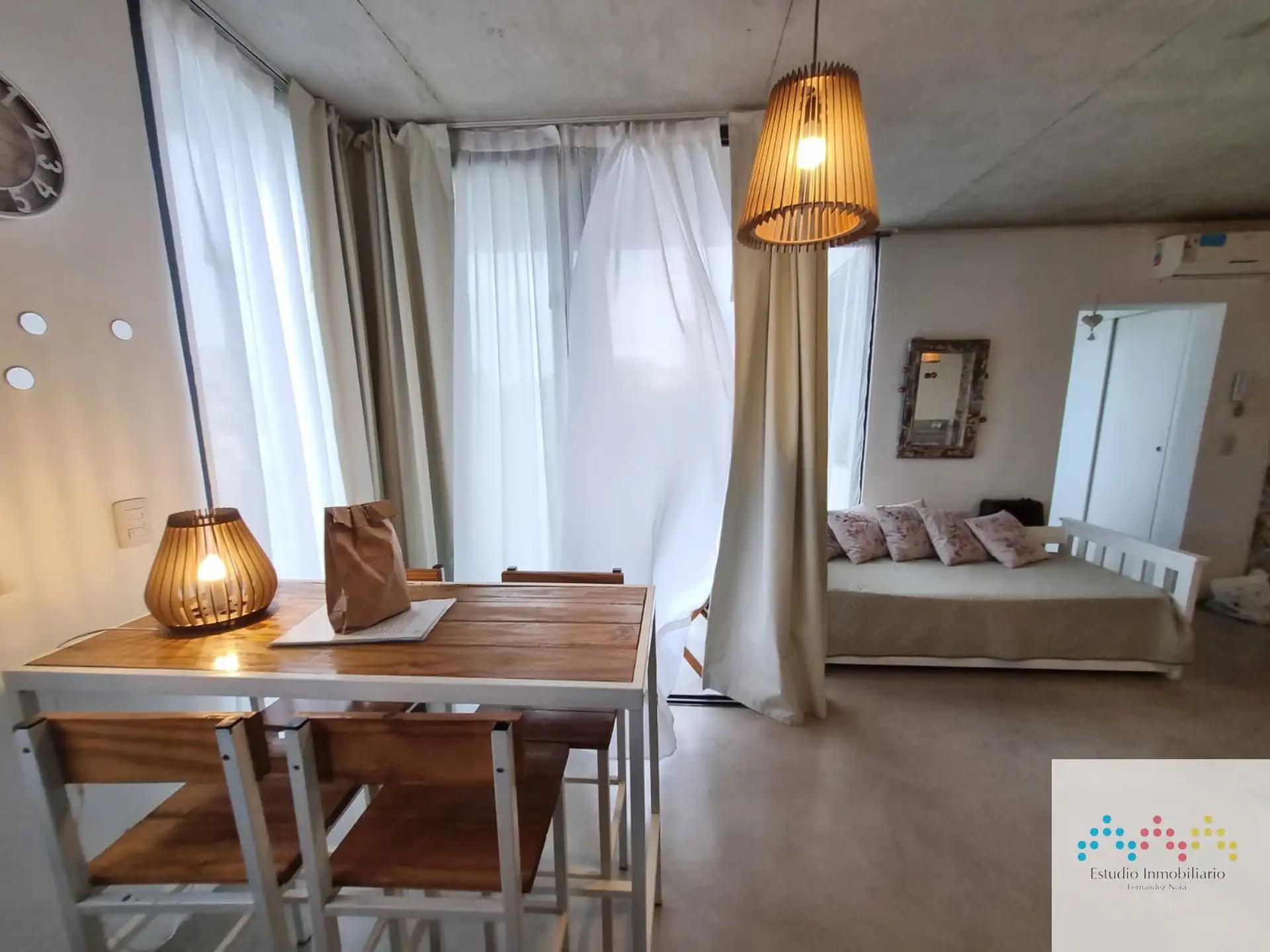 Studio apartment for temporary rent in Lanús