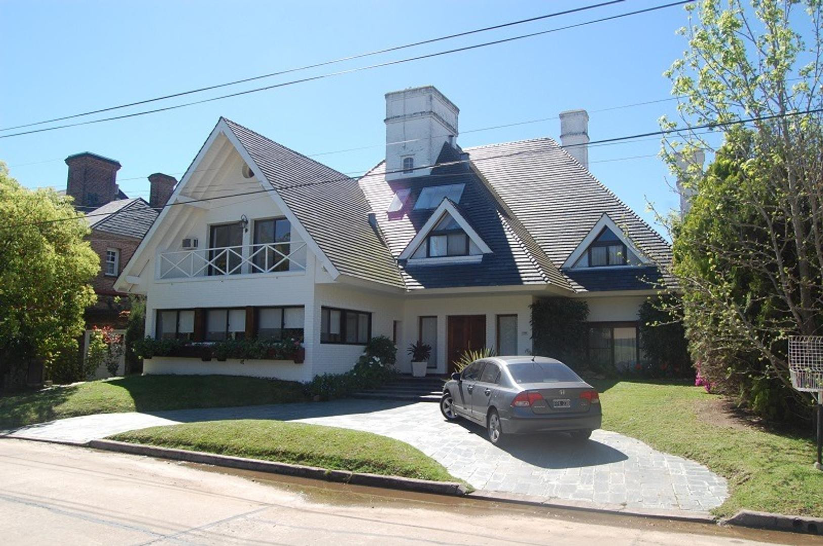 Casa com 4 quartos em Beccar