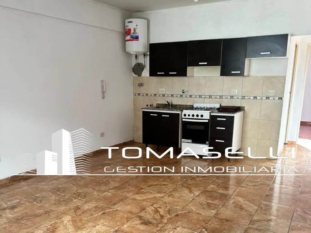 2 ambientes con terraza y parrilla